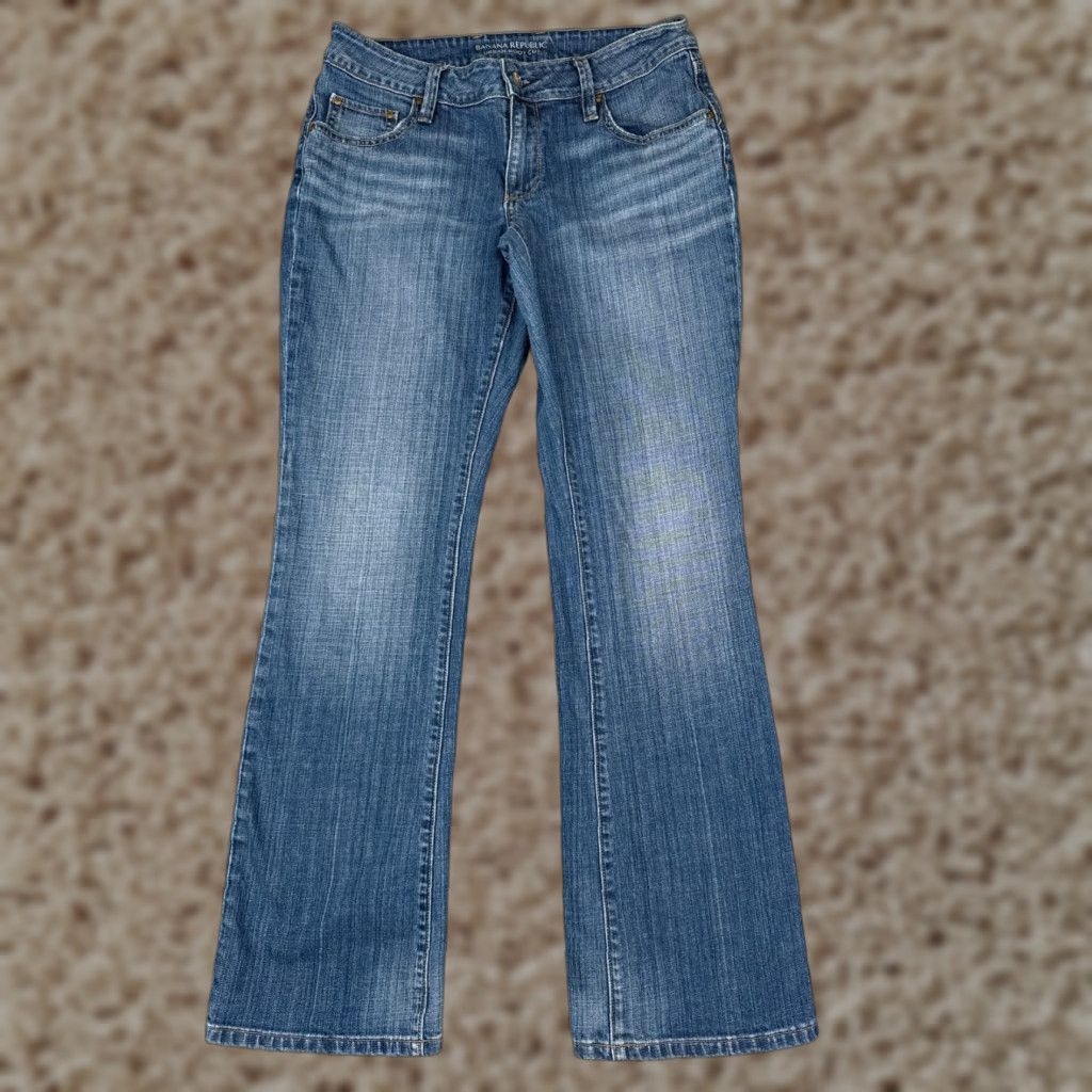 Banana Republic Banana Republic Jeans Womens 8 Blue Denim Bootcut Mid Rise 30x31 Cotton 30 31 Denim Bootcut American 90s Womens Jeans Size 30" / US 8 / IT 44 - 1 Thumbnail