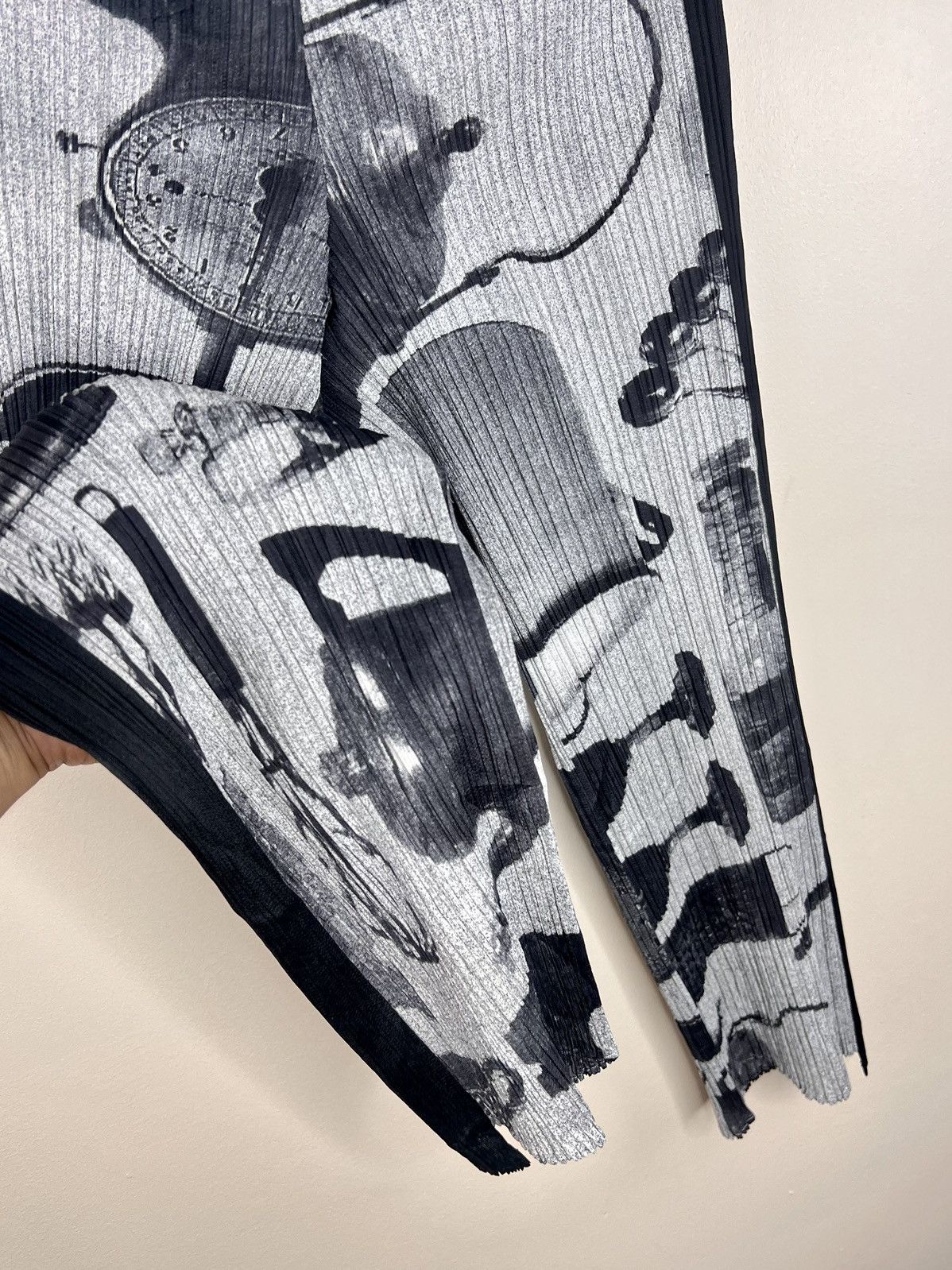 Pleats Please Issey Miyake RARE PLEATS PLEASE KITCHEN TOOL PANT Size 30" / US 8 / IT 44 - 3 Thumbnail