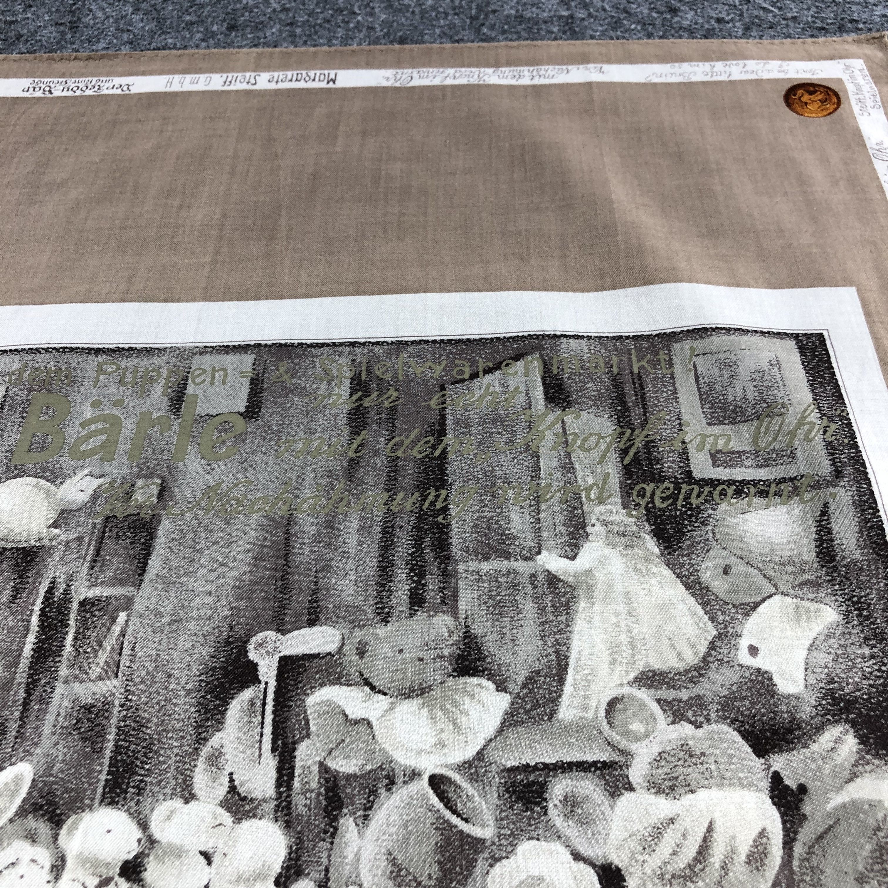 Vintage Bears Family Handkerchief Neckerchief Bandana H1409 Size ONE SIZE - 6 Thumbnail