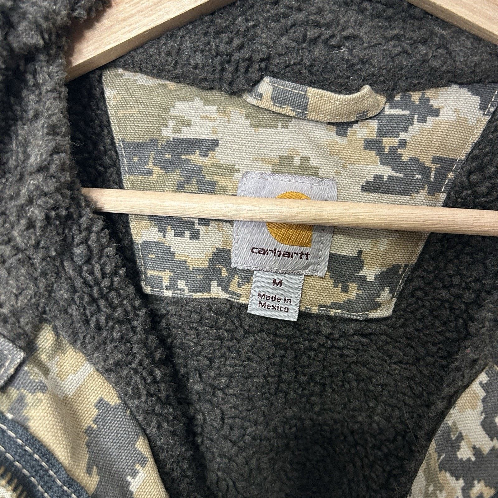 Carhartt Carhartt Sherpa-Lined Hooded Detroit Jacket “Digital Camo” Size US M / EU 48-50 / 2 - 11 Thumbnail