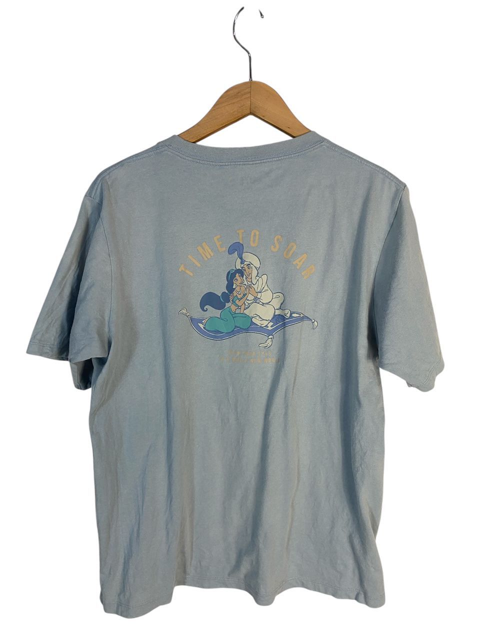 Aladdin Disney x Uniqlo tshirt
