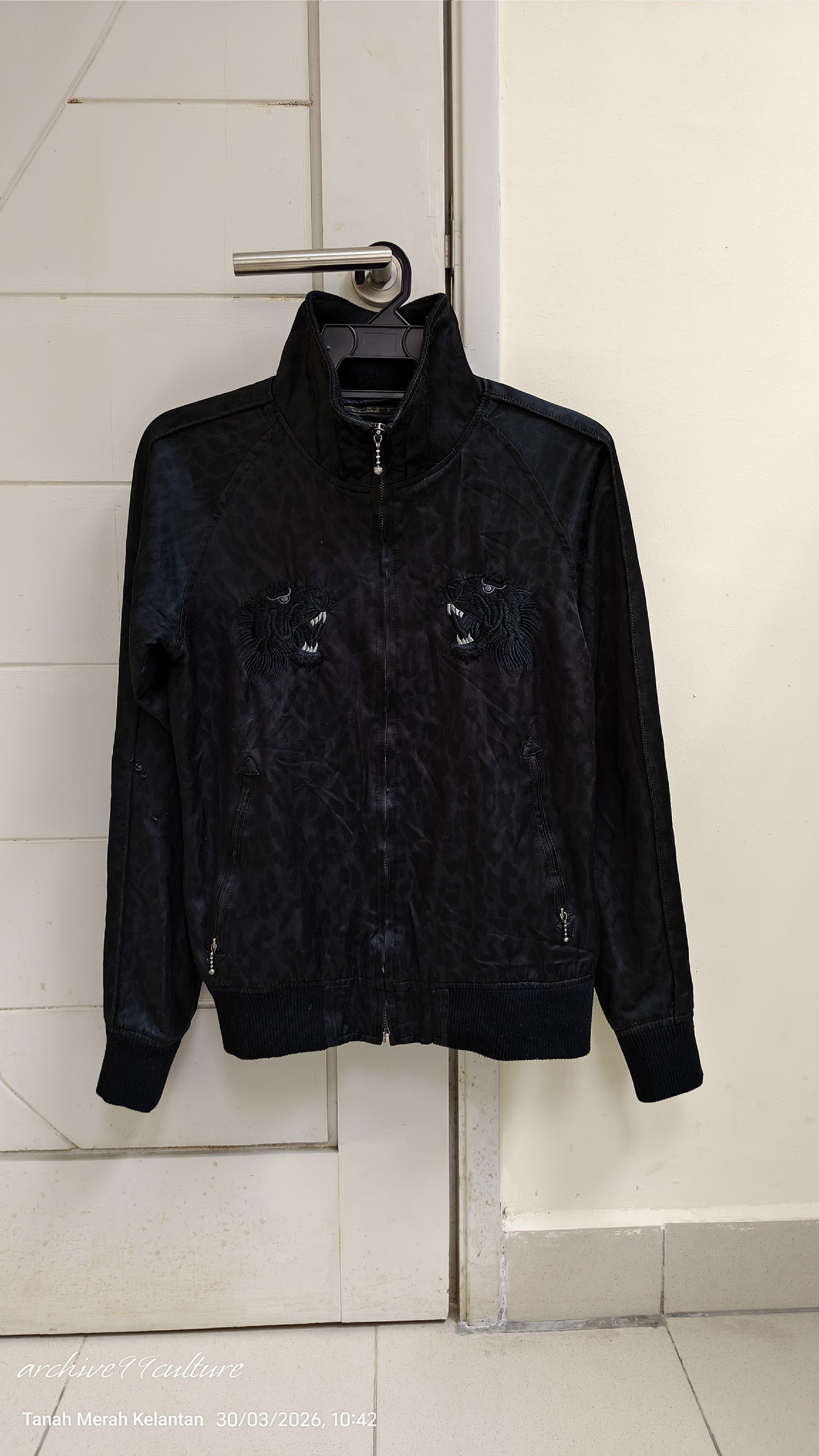 Japanese Brand Vintage Yankee A Go Go "Tiger" Sukajan Track Jacket embroid Size US XS / EU 42 / 0 - 1 Thumbnail