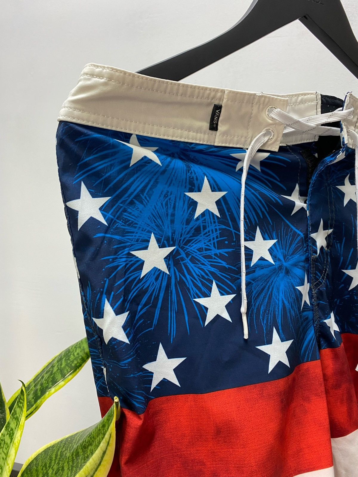 Vans × Vintage Vans Men’s Board Shorts American Flag Swim Size US 30 / EU 46 - 7 Thumbnail