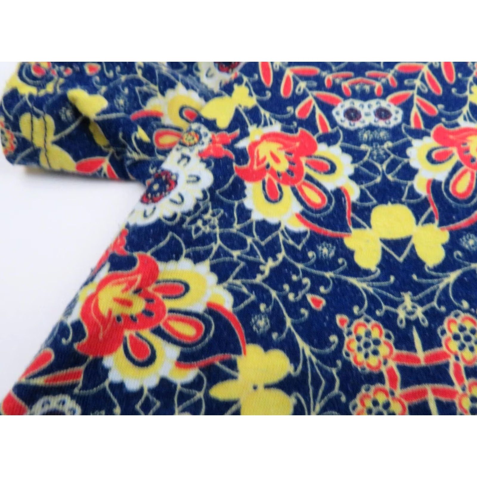Vintage Lularoe Floral Classic T Shirt XS? No, Original Size S. Size S / US 4 / IT 40 - 5 Thumbnail