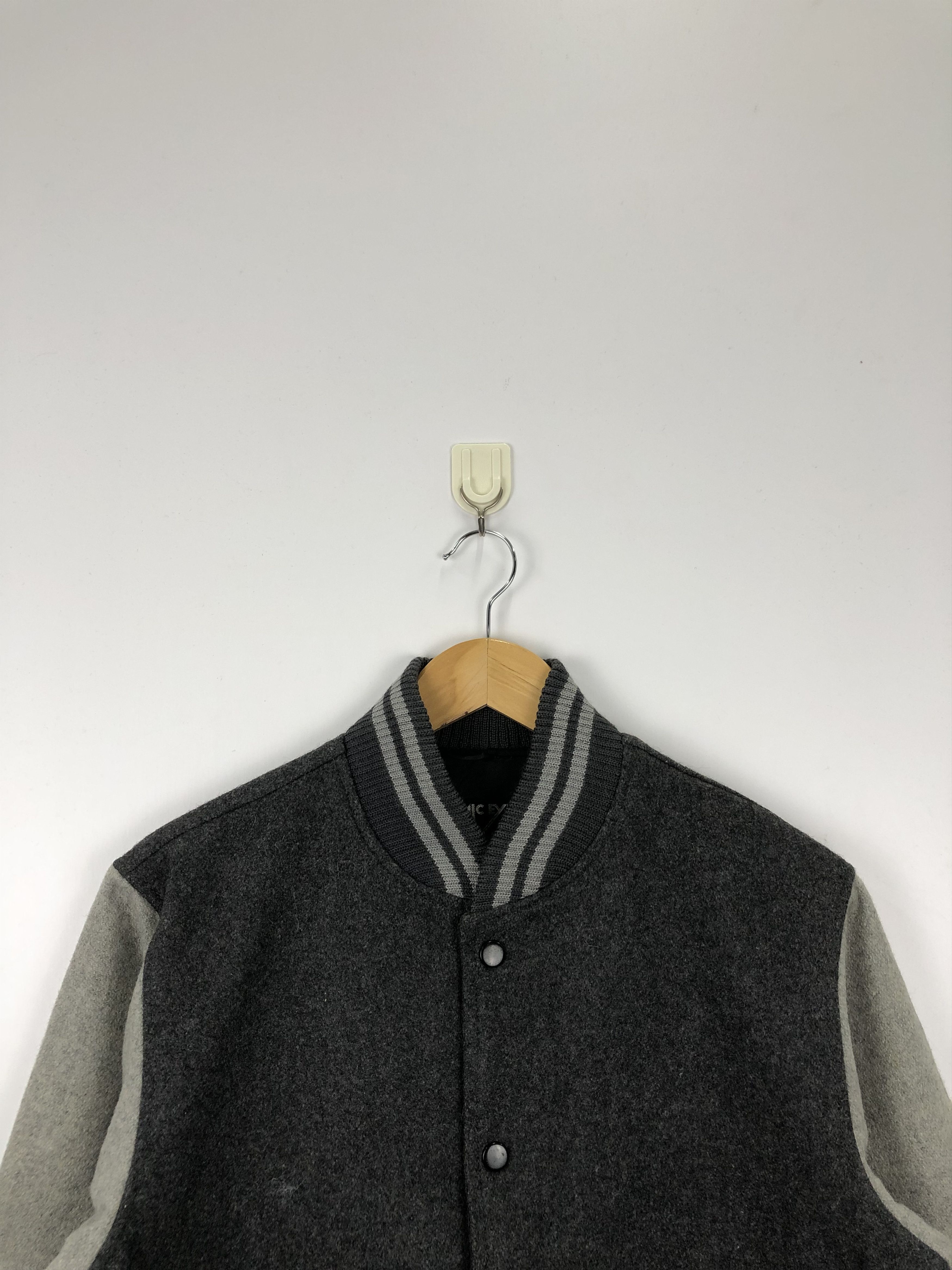 Japanese Brand Vintage Japanese Brand Wool Varsity Jacket V0398 Size US M / EU 48-50 / 2 - 2 Thumbnail