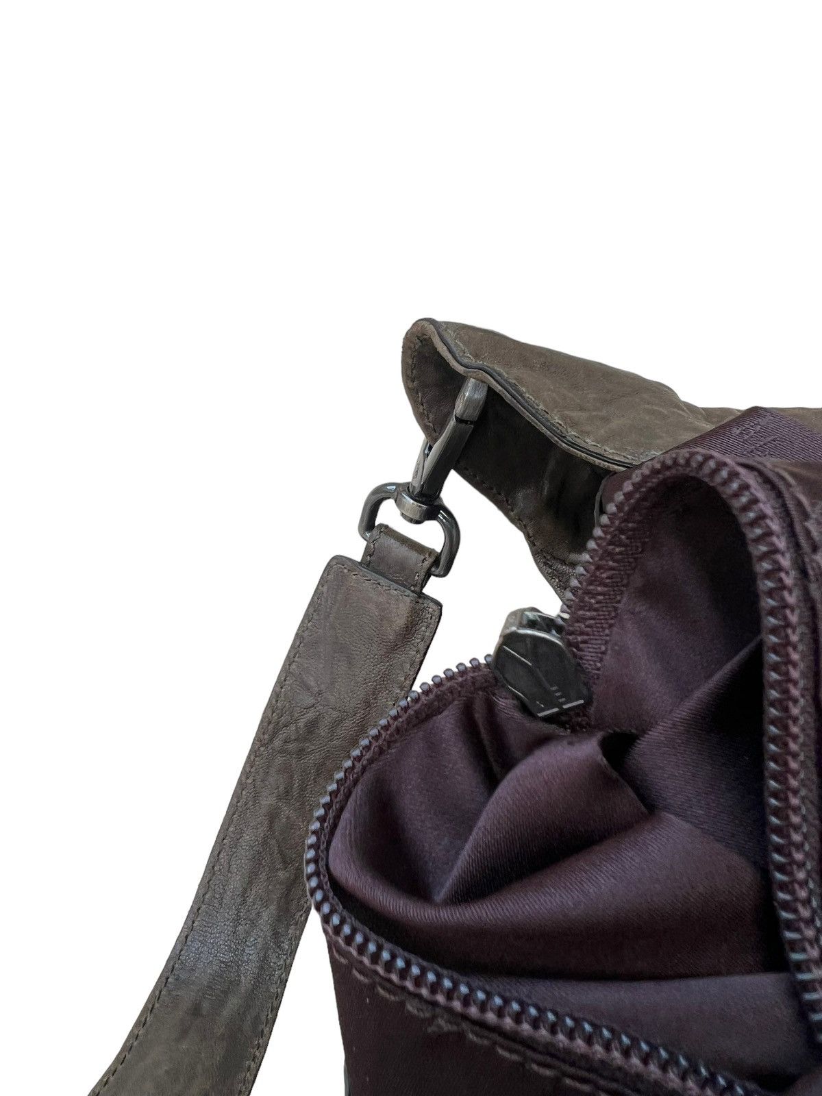 Leather Vintage MaxMara Made in Italy Patina Leather Hobo Bag Size ONE SIZE - 21 Thumbnail