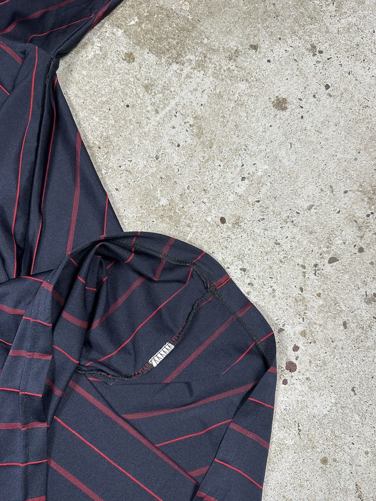 Yves Saint Laurent Vintage 90s Yves Saint Laurent Silk Striped Polo Tee T Shirt Size US L / EU 52-54 / 3 - 8 Thumbnail