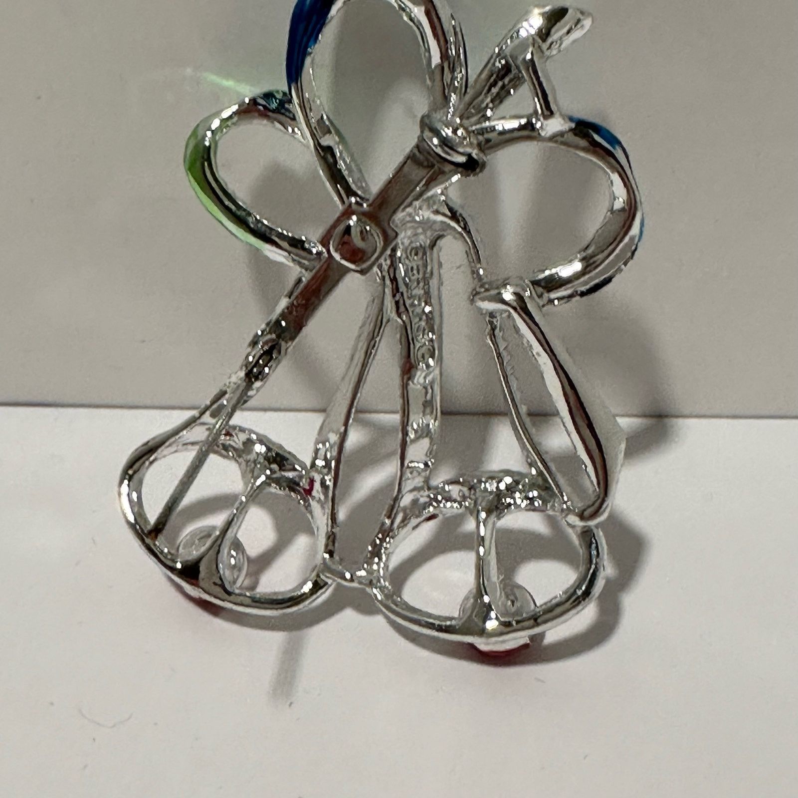 Vintage VTG Sign Gerry Christmas Ribbon Bells Silver Brooch Pin Size ONE SIZE - 6 Thumbnail