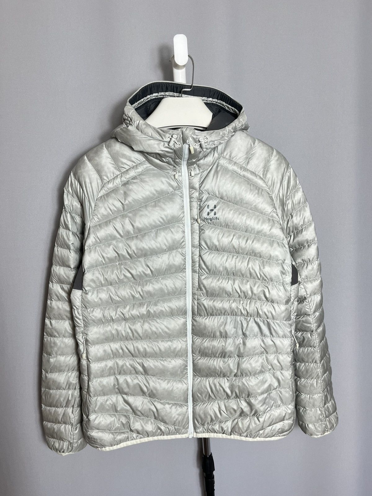Haglofs Haglöfs Essens Down Hood Silver Womans Jacket Down 800 Size XL / US 12-14 / IT 48-50 - 1 Thumbnail