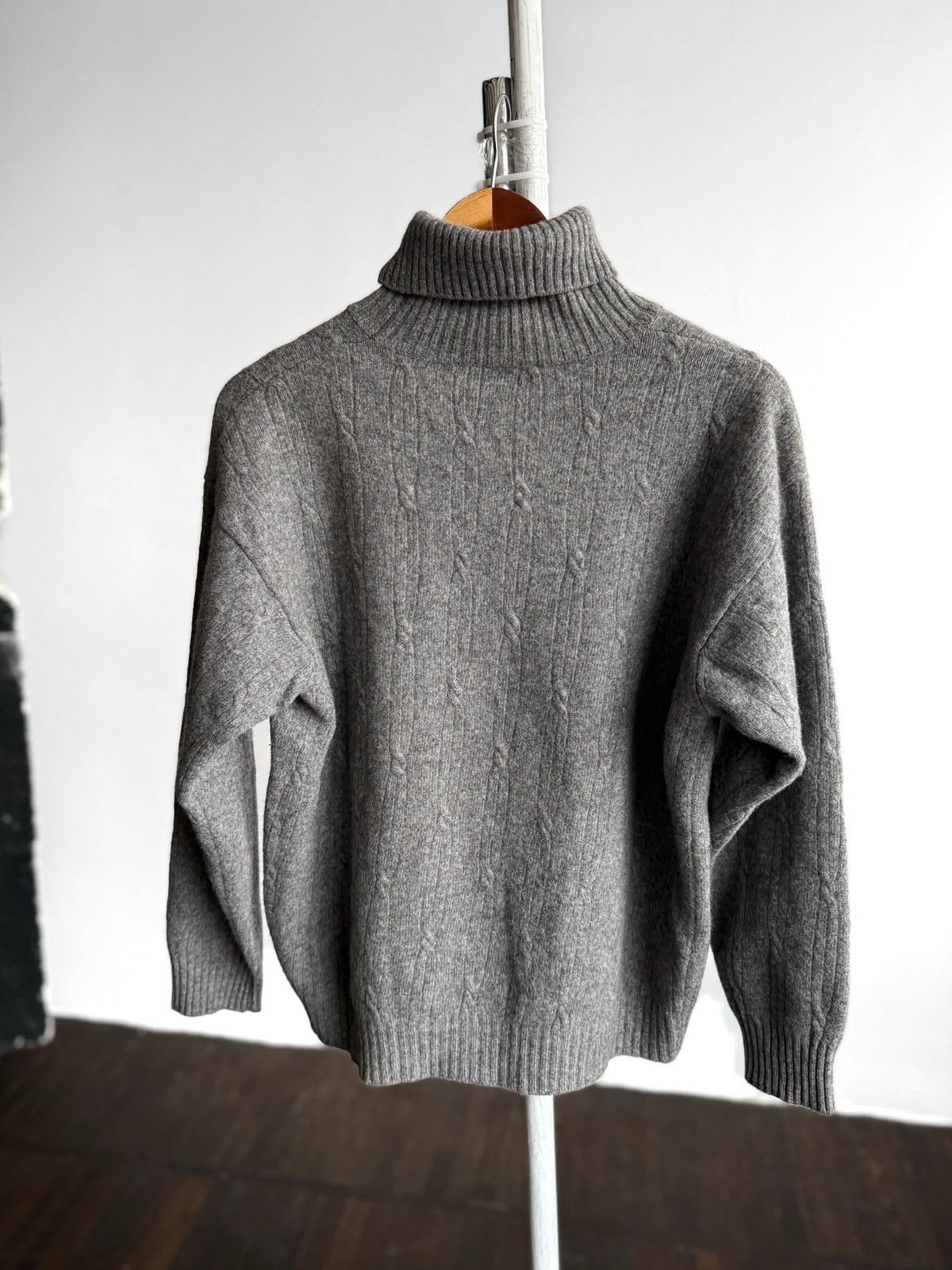 United Colors Of Benetton United Colors of Benetton Wmns Grey Pure Lambswool Sweater Size M / US 6-8 / IT 42-44 - 4 Thumbnail