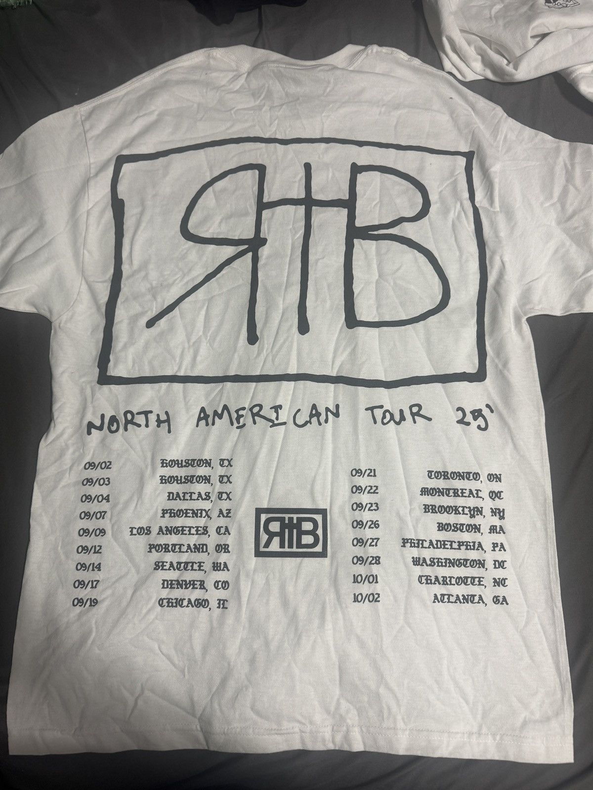 Band Tees Che Rest in Bass Tour Tee Size US L / EU 52-54 / 3 - 2 Thumbnail