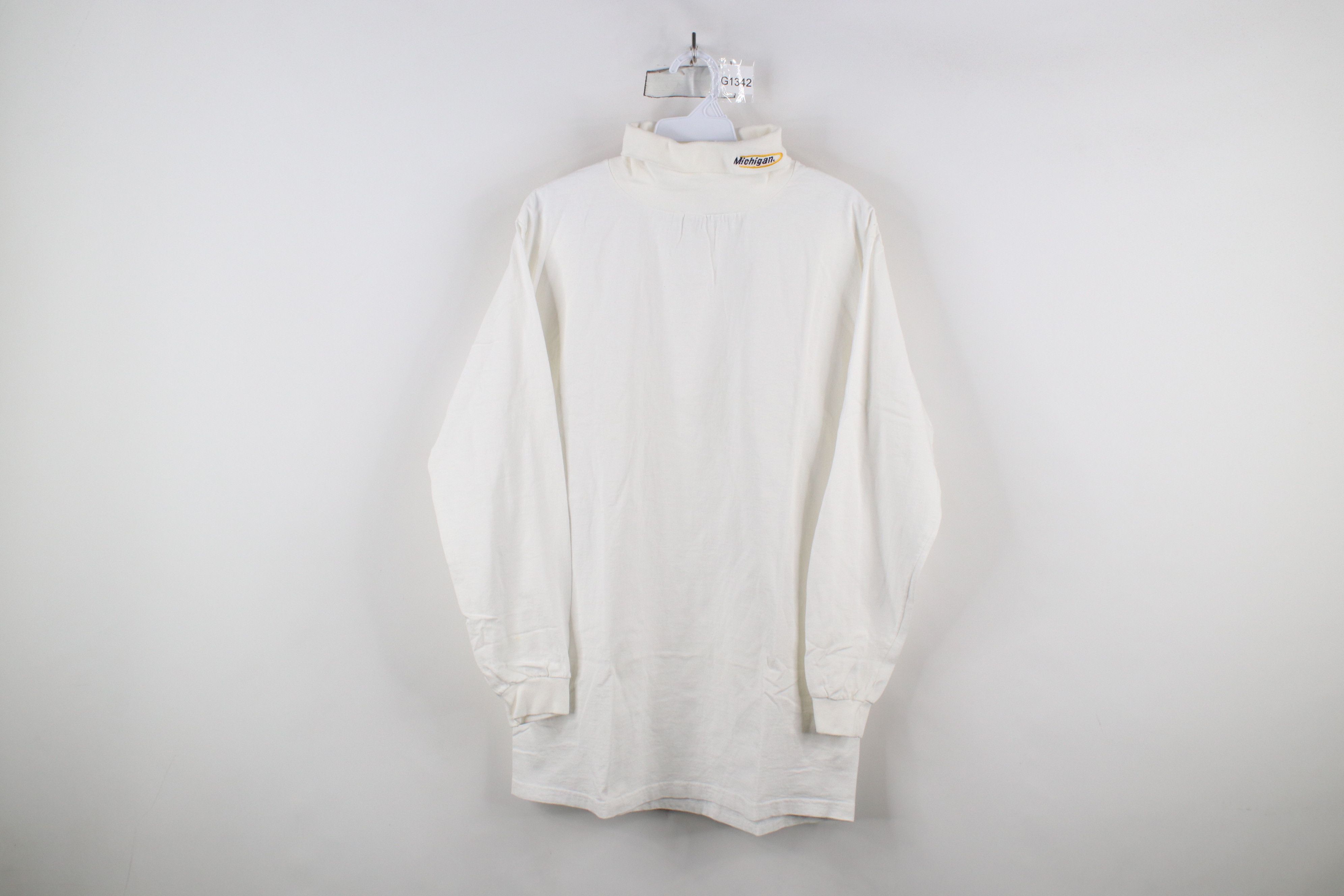 Vintage Vintage 90s University of Michigan Turtleneck T-Shirt White Size US L / EU 52-54 / 3 - 1 Thumbnail