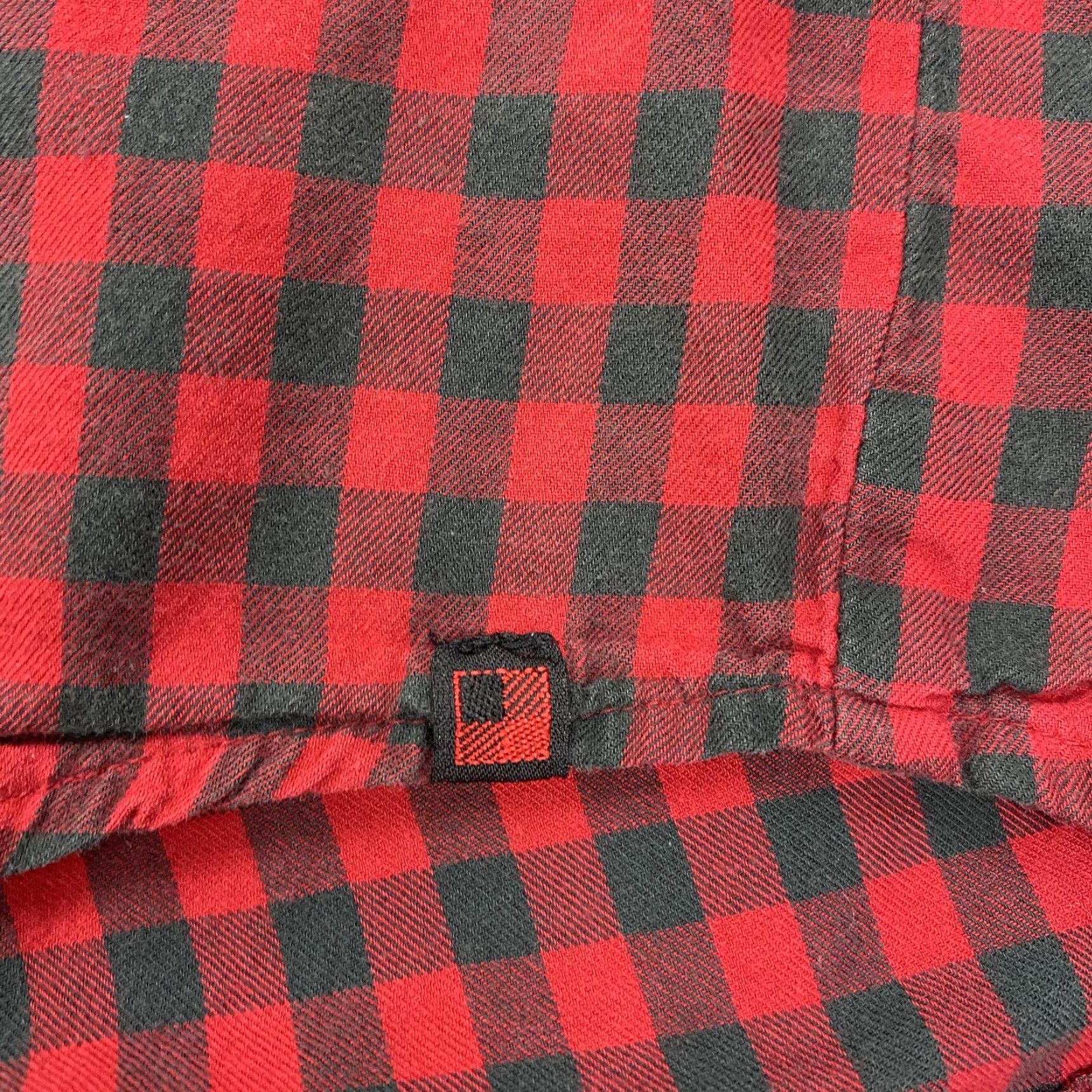 Vintage Woolrich Button Down Shirt Mens 2XL Red Black Plaid Long Sleeve Chest Pocket Size US XXL / EU 58 / 5 - 5 Thumbnail