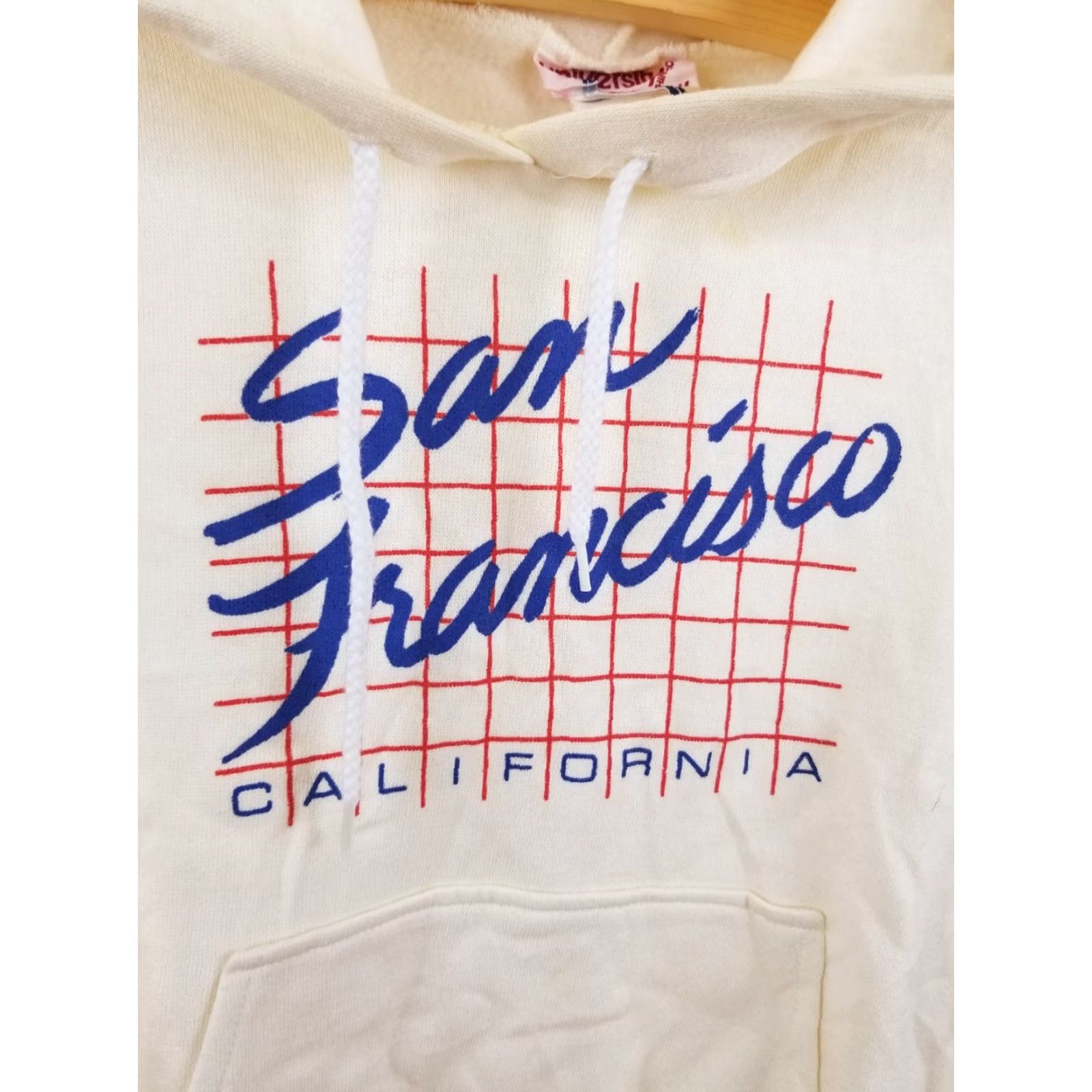 Vintage VINTAGE 80' SAN FRANCISCO CALIFORNIA HOODED SLEEVELESS SWEATSHIRT SZ MEDIUM Shirt Mens Adult M White Size US M / EU 48-50 / 2 - 2 Thumbnail