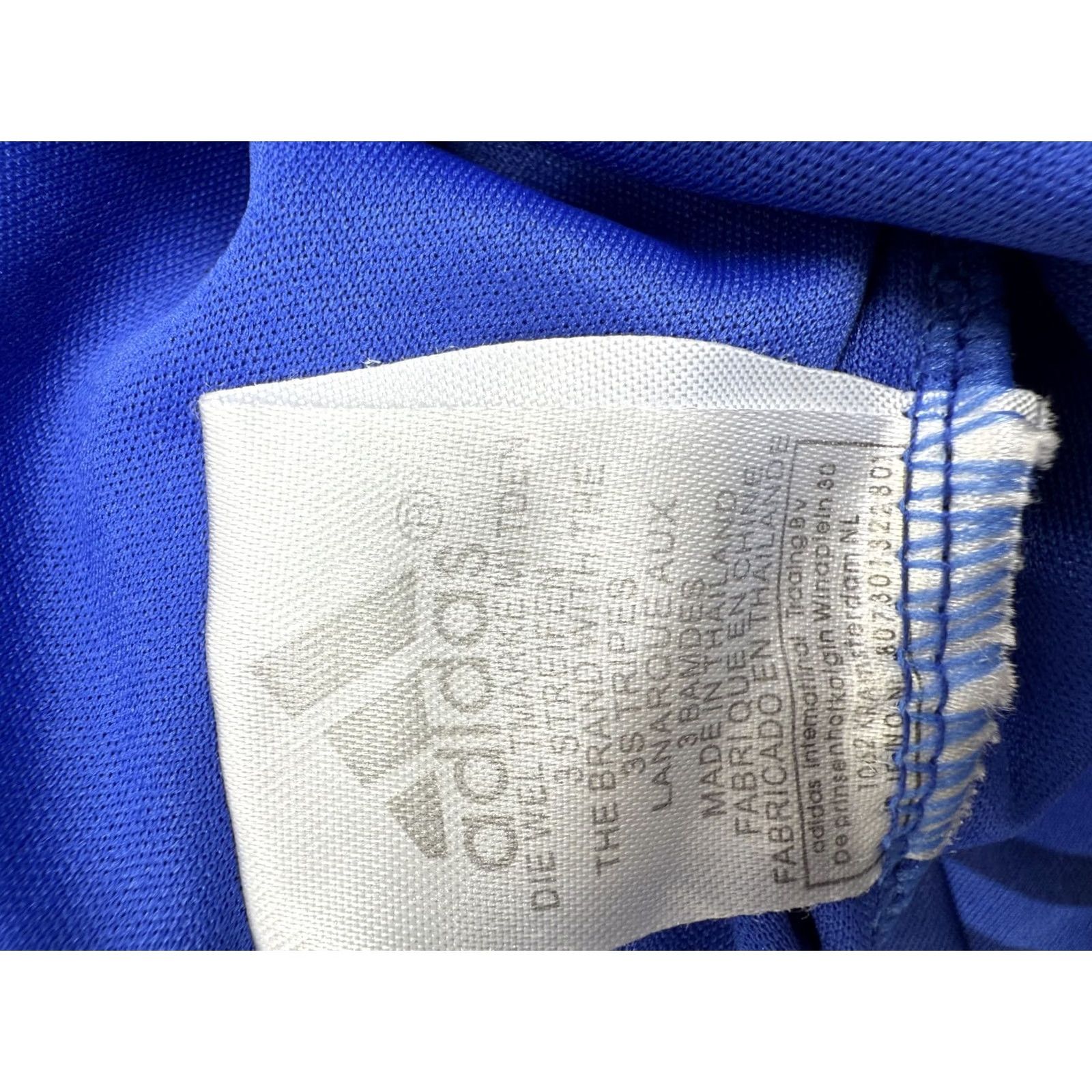 Adidas Adidas Real Madrid Graffiti Jersey XL Victory Blue 2021 PRIMEGREEN Jersey Unisex Adult XL Victory Blue Graffiti 2021 PRIMEGREEN Size US XL / EU 56 / 4 - 3 Thumbnail