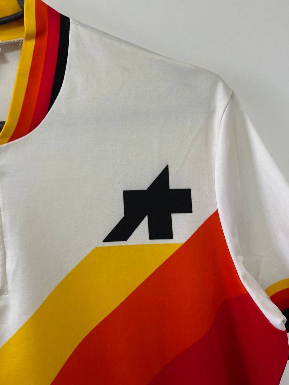 Other Assos Cycling Jersey Bicycle Shirt Switzerland Bike XLG Size US XL / EU 56 / 4 - 9 Thumbnail