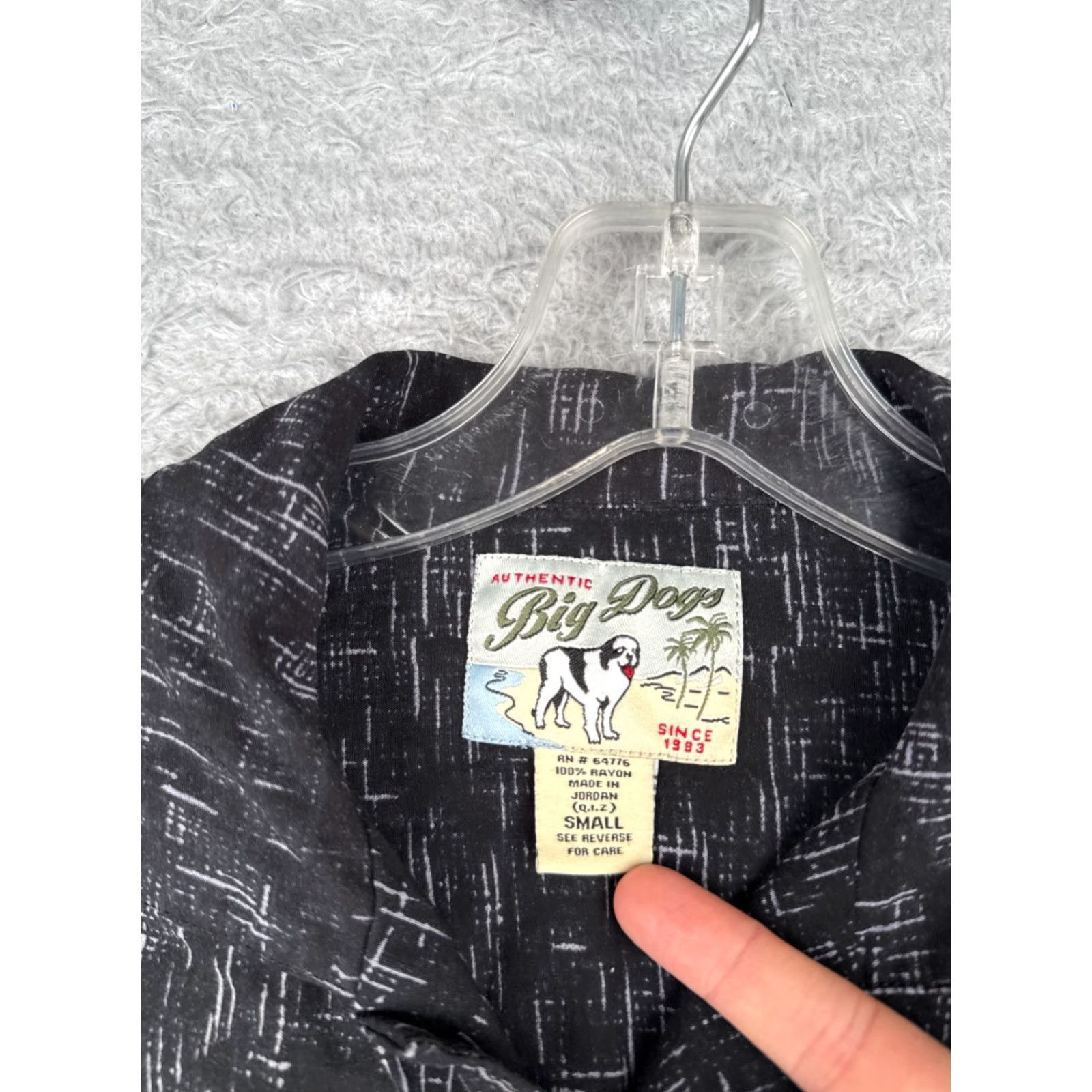 Big Dogs Big Dogs Button-Up Shirt Adult Small Black Blue Floral Rayon Hawaiian Mens Size US S / EU 44-46 / 1 - 7 Thumbnail