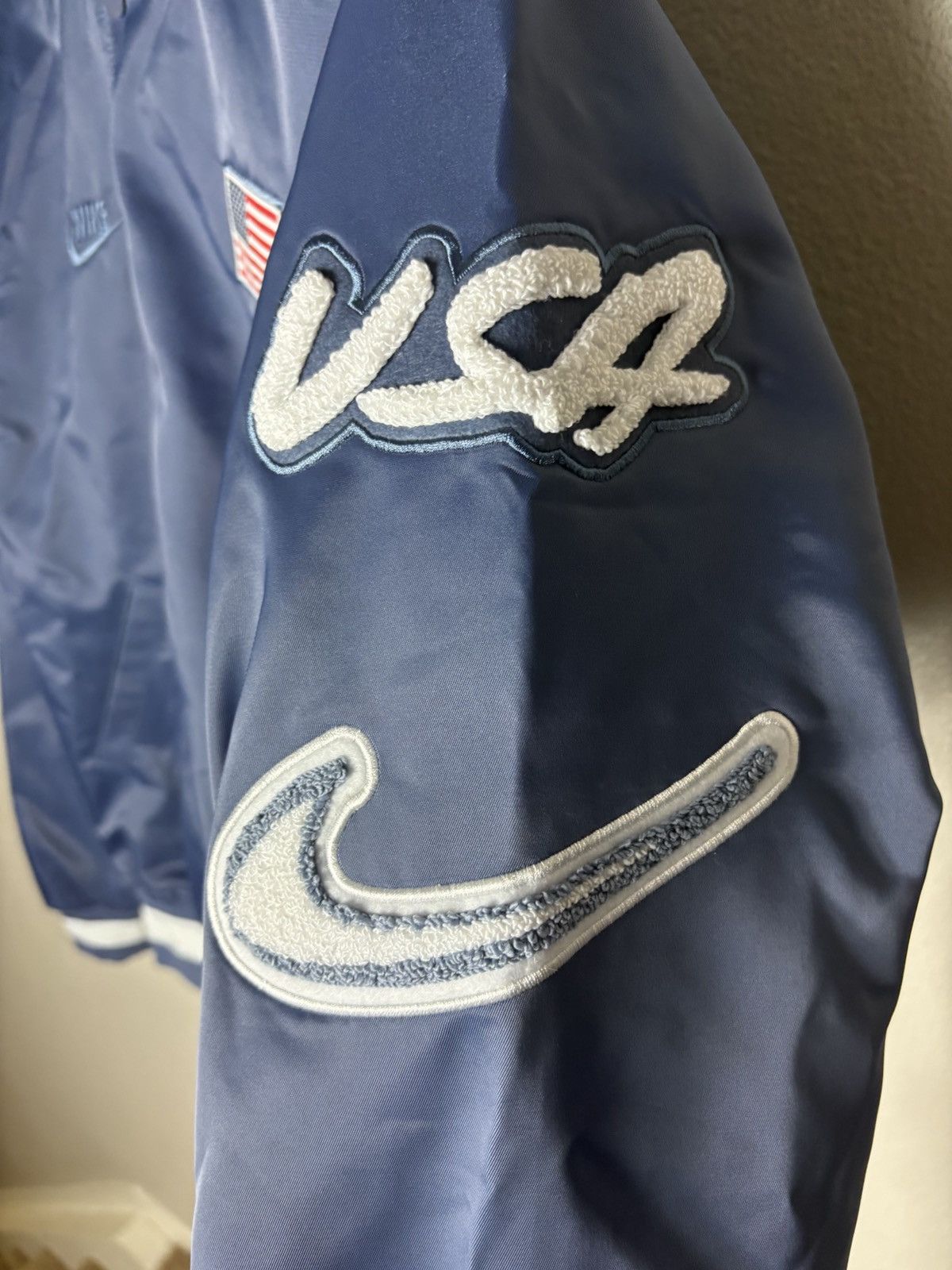 Nike Nike USA Dugout Breaking Satin Blue Men’s S Small FN9460-491 Size US S / EU 44-46 / 1 - 9 Thumbnail