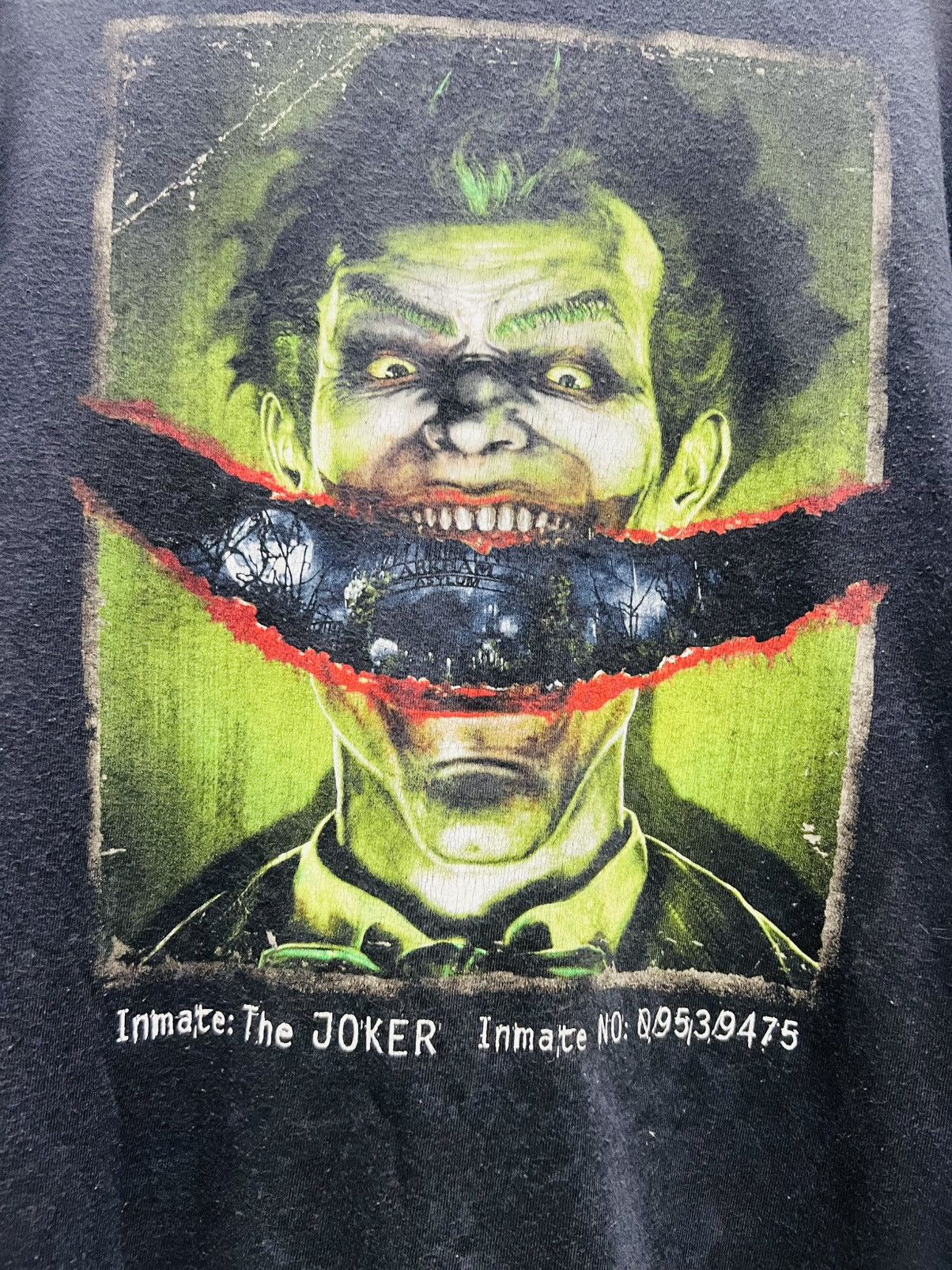 Marvel Comics Vibtage Y2K Batman Inmate The Joker Printed Tshirt Movie Size US M / EU 48-50 / 2 - 2 Thumbnail