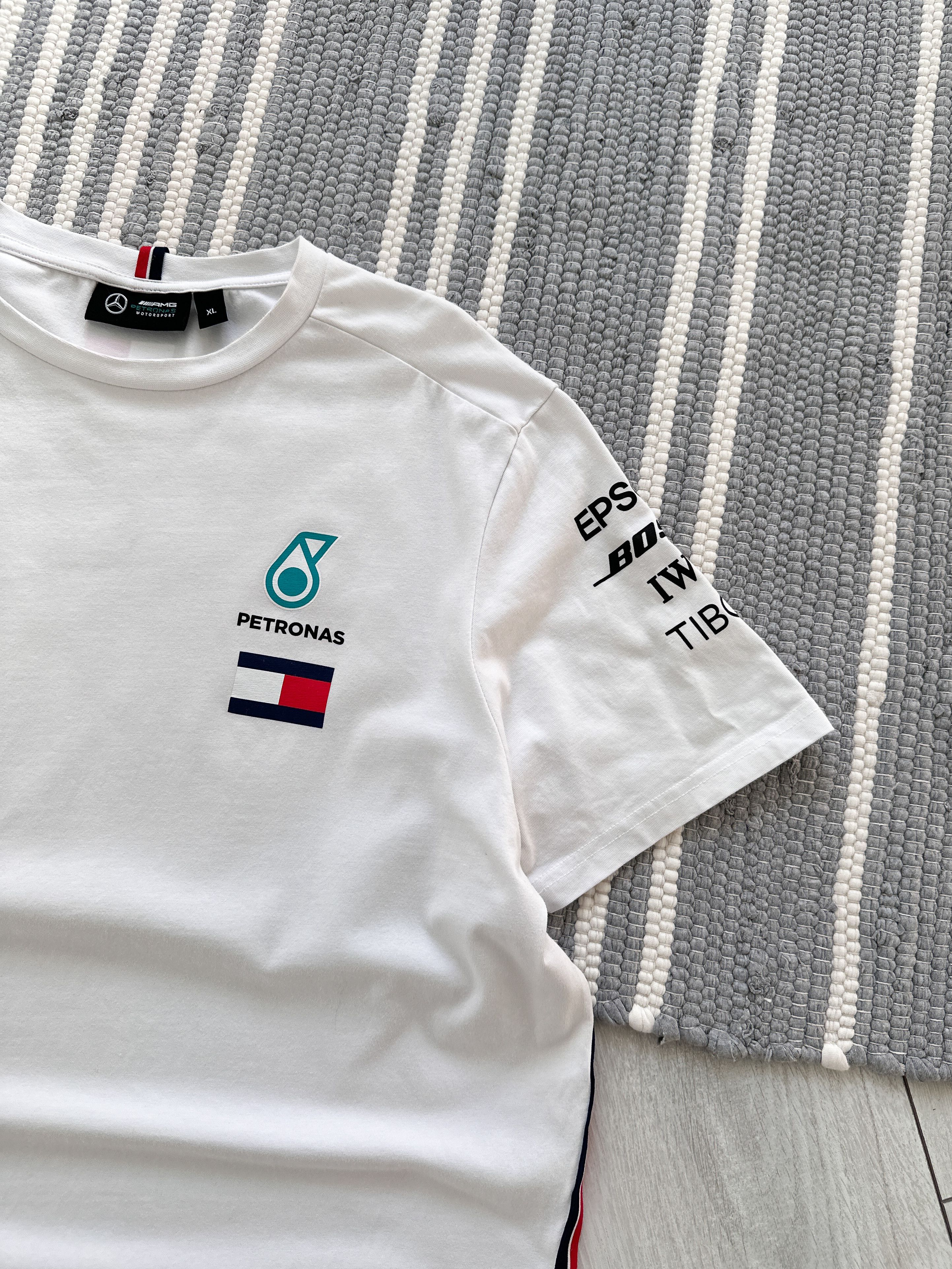 Mercedes-Benz Mercedes Benz AMG Petronas NASCAR Racing Tee Size US XL / EU 56 / 4 - 3 Thumbnail