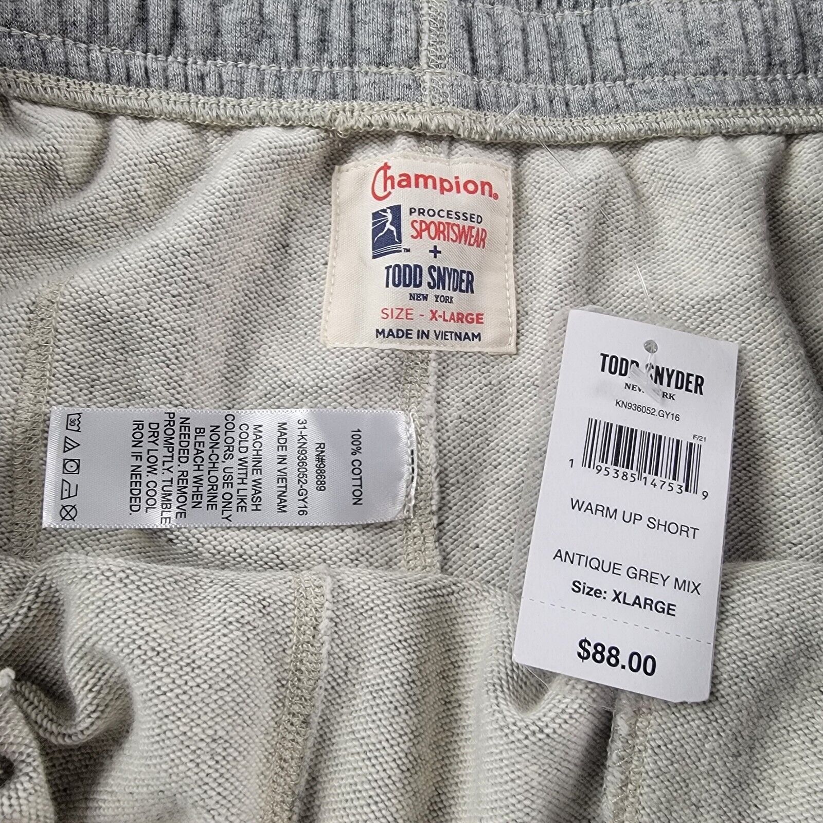 Todd Snyder Todd Snyder x Champion Warm Up Short Size US 34 / EU 50 - 7 Thumbnail