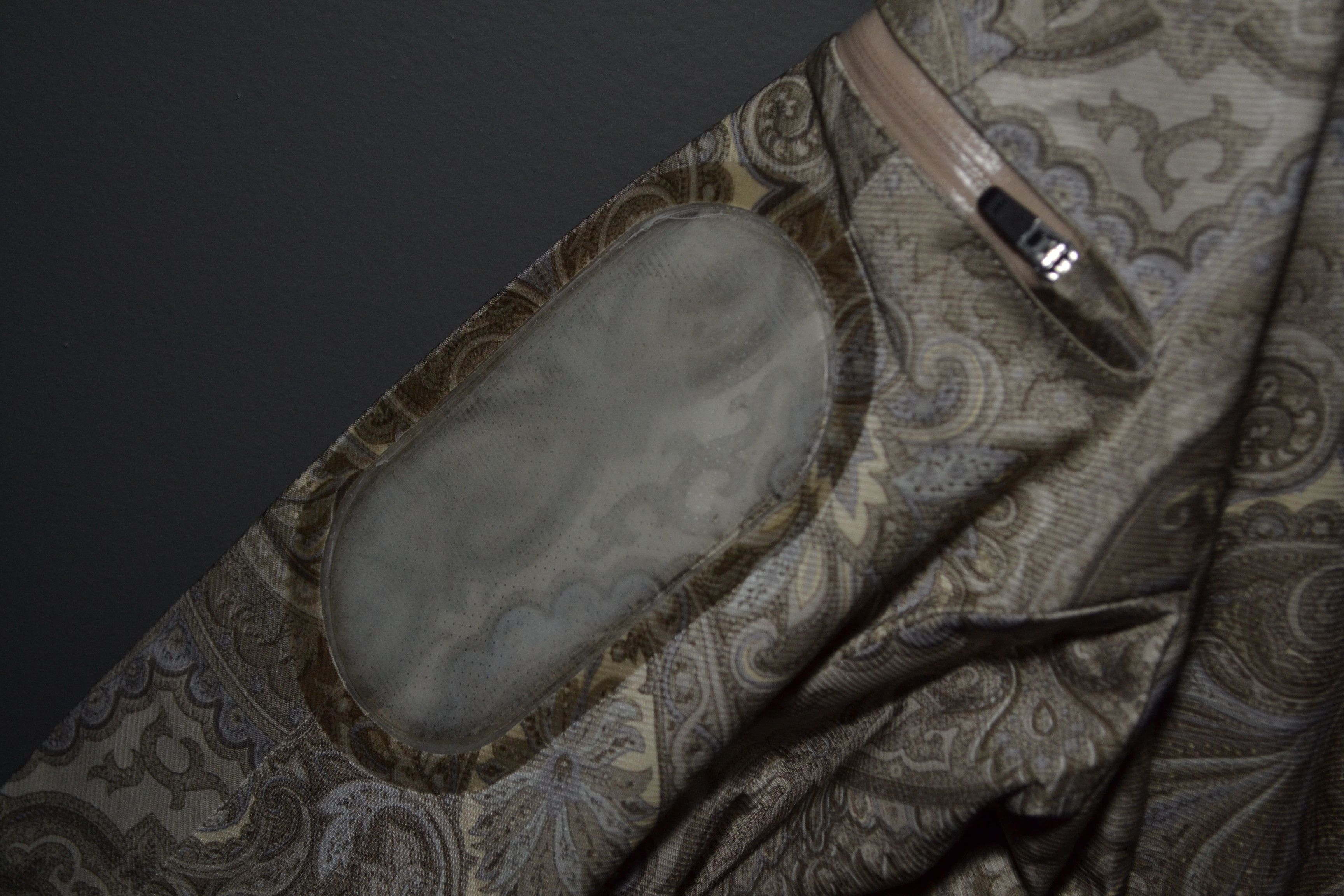 Jun Takahashi × Undercover Undercover 100% Silk Earmuff Maniac Ethnic Print Jacket 1 Size S / US 4 / IT 40 - 3 Thumbnail