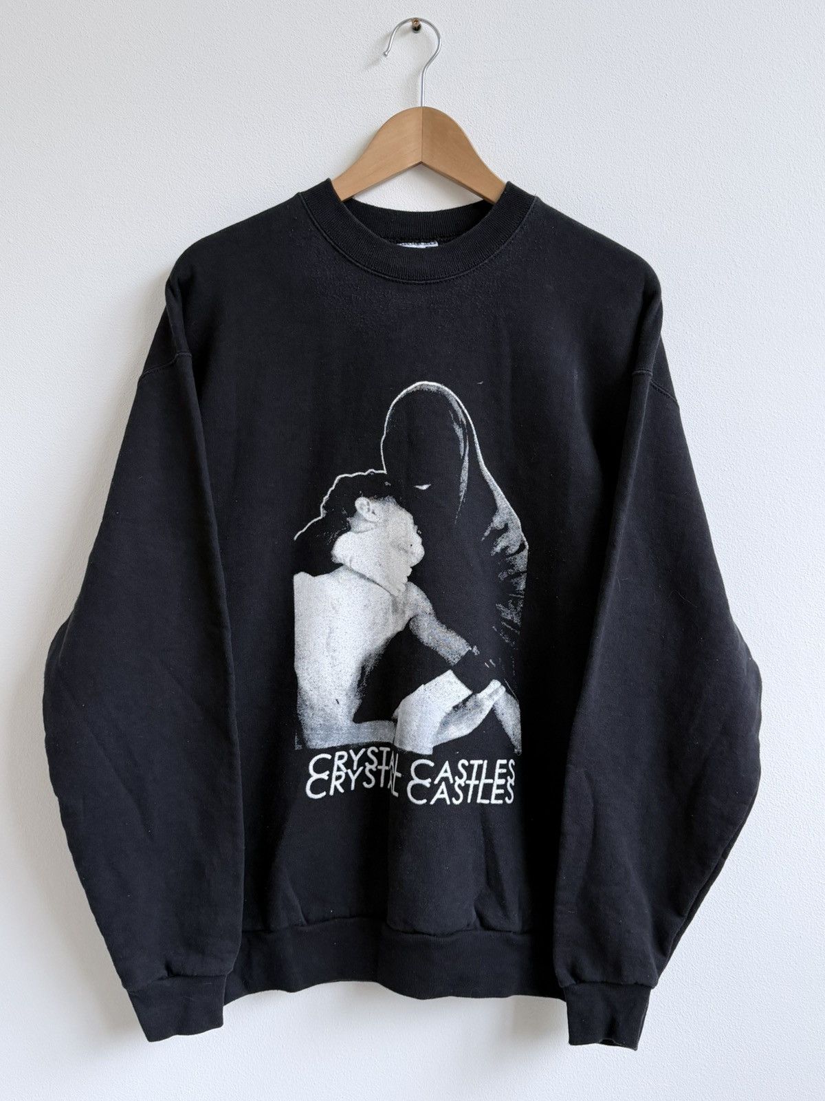 Band Tees Vintage Crystal Castles Sweatshirt Rare Size US XL / EU 56 / 4 - 1 Thumbnail