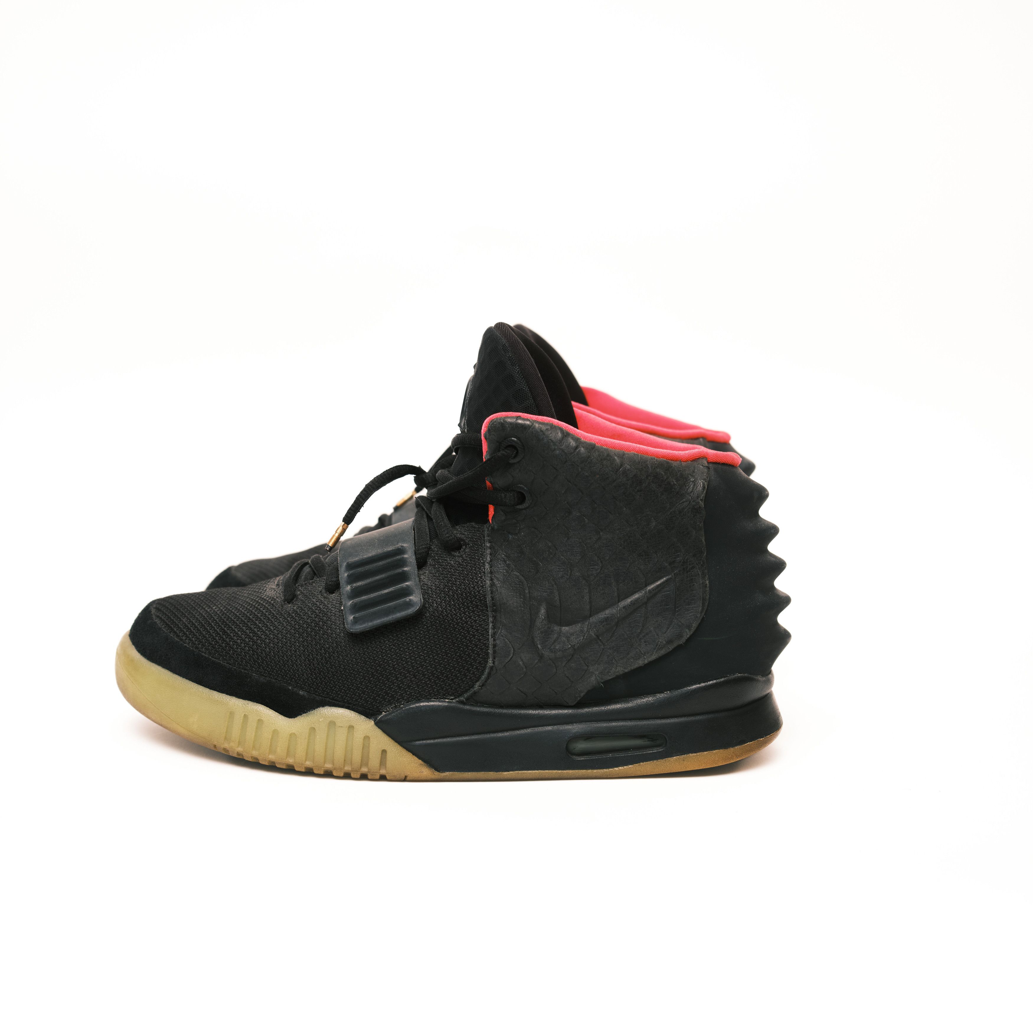 Kanye West × Nike Nike Air Yeezy 2 Solar Red Size 10.5 Size US 10.5 / EU 43-44 - 6 Thumbnail