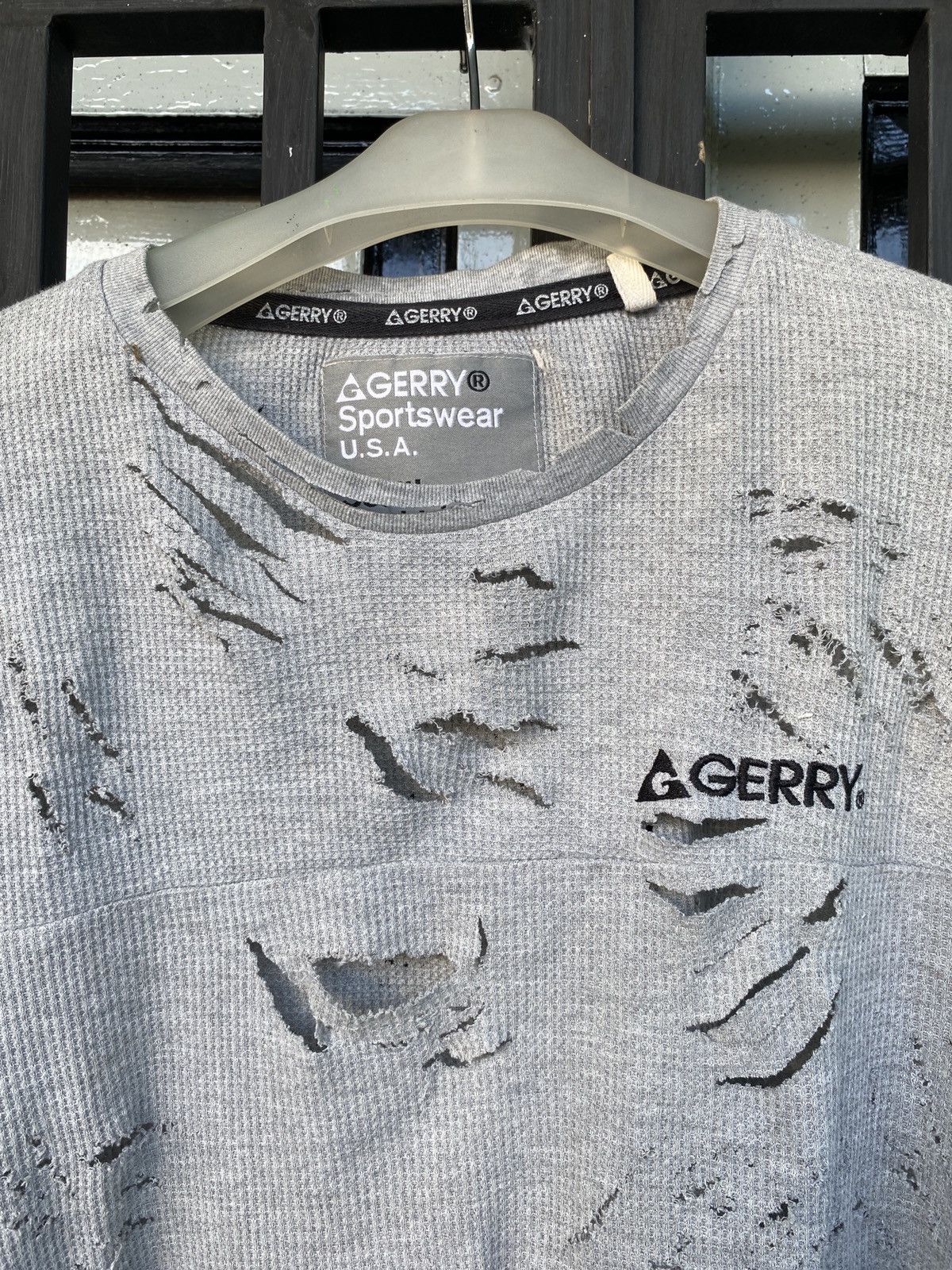 Hysteric Glamour × Japanese Brand × Vintage Longsleeve Gerry Distressed Size US L / EU 52-54 / 3 - 3 Thumbnail