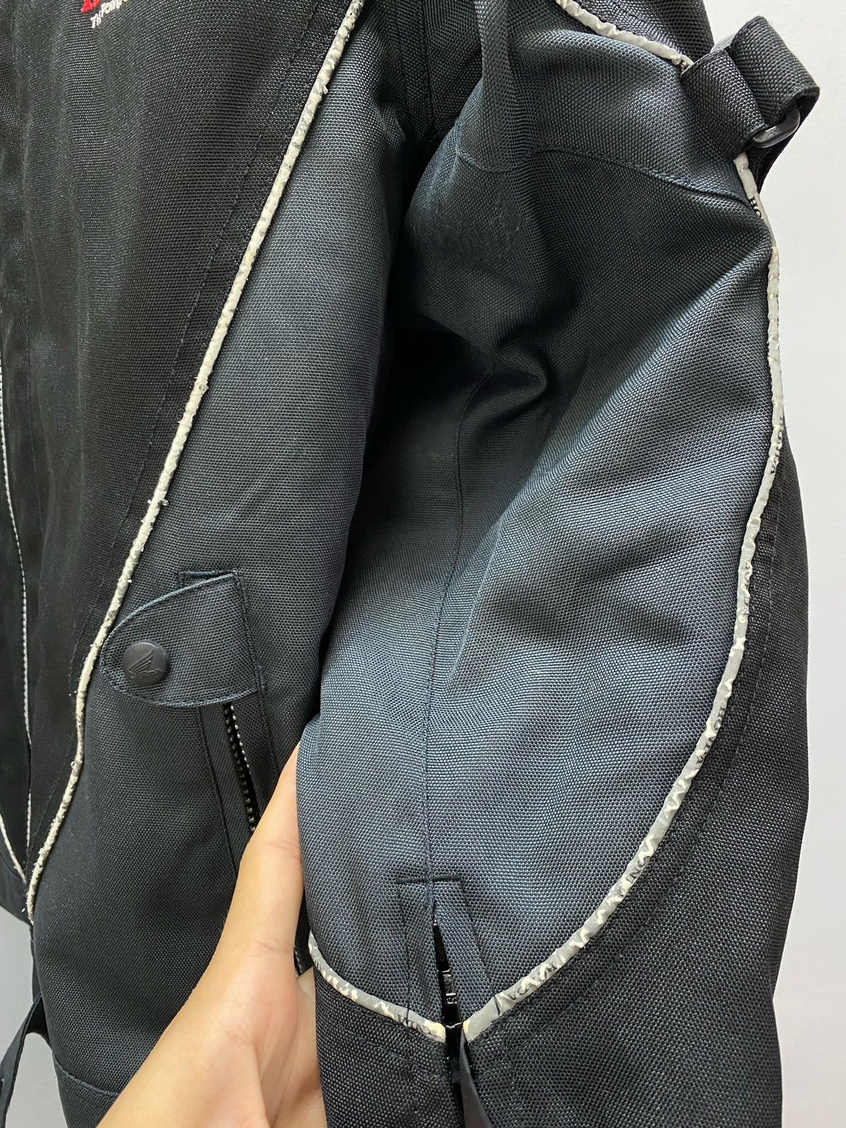 Honda HONDA RACING MOTO JACKET Y2K BOMBER NASCAR MARLBORO STYLE Size US S / EU 44-46 / 1 - 15 Thumbnail