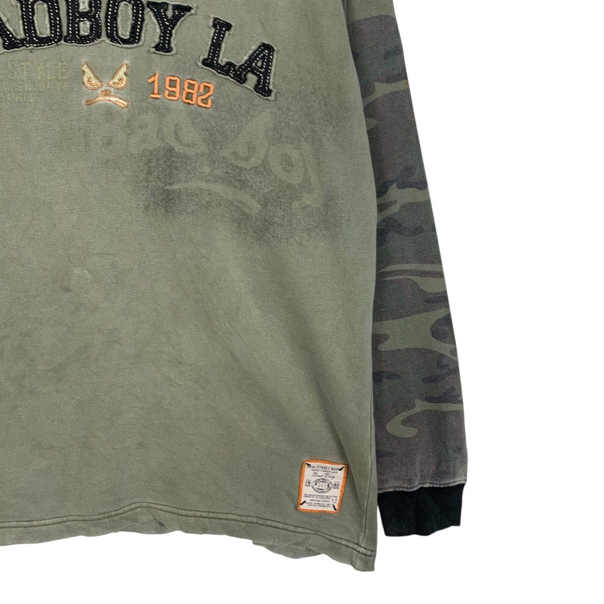 Japanese Brand BAD BOY LA Big Logo Camo Sleeve Sweater #3601-C165 Size US M / EU 48-50 / 2 - 7 Thumbnail