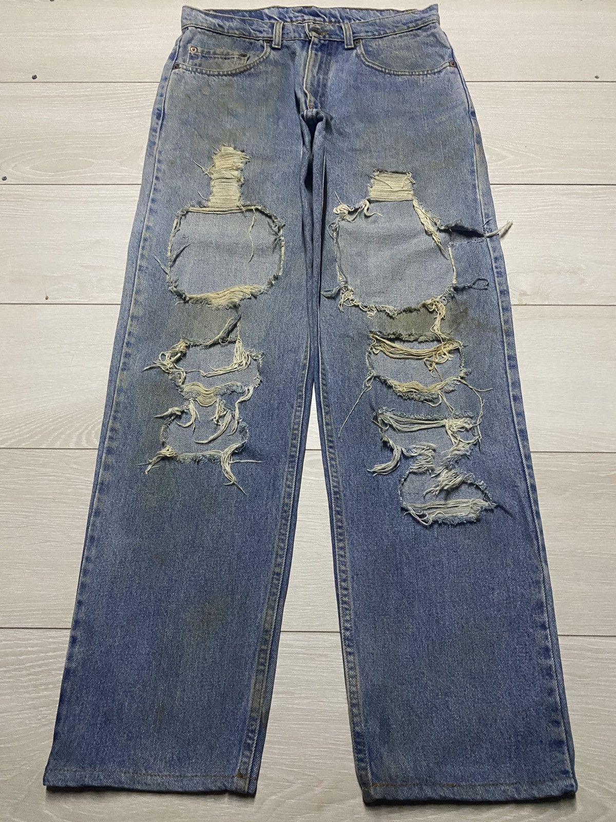 Levi's Vintage Levis Mud Wash Grunge Ripped Jeans Size US 32 / EU 48 - 1 Thumbnail