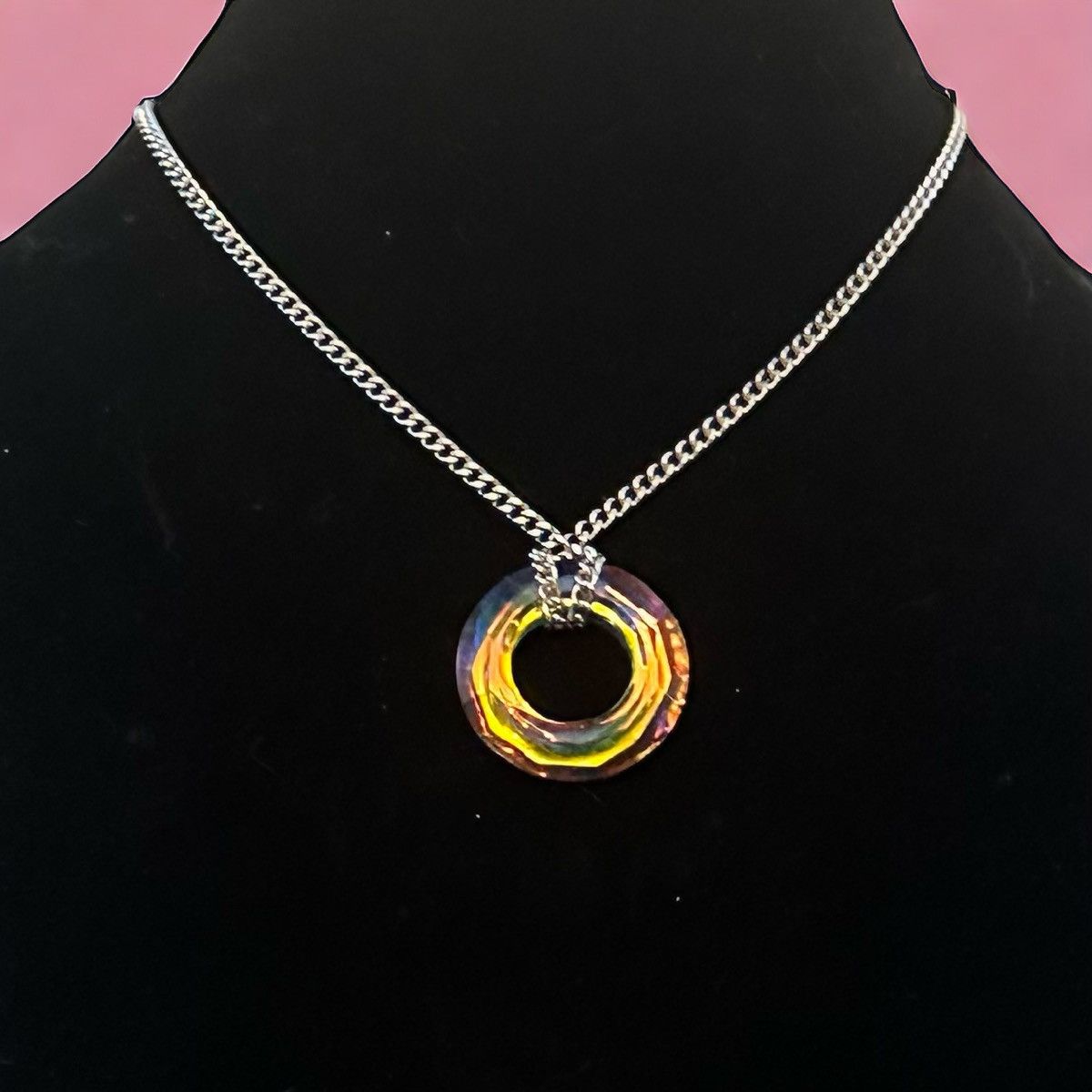 Other VCLM Aurora Borealis crystal circle pendant necklace Size ONE SIZE - 1 Thumbnail