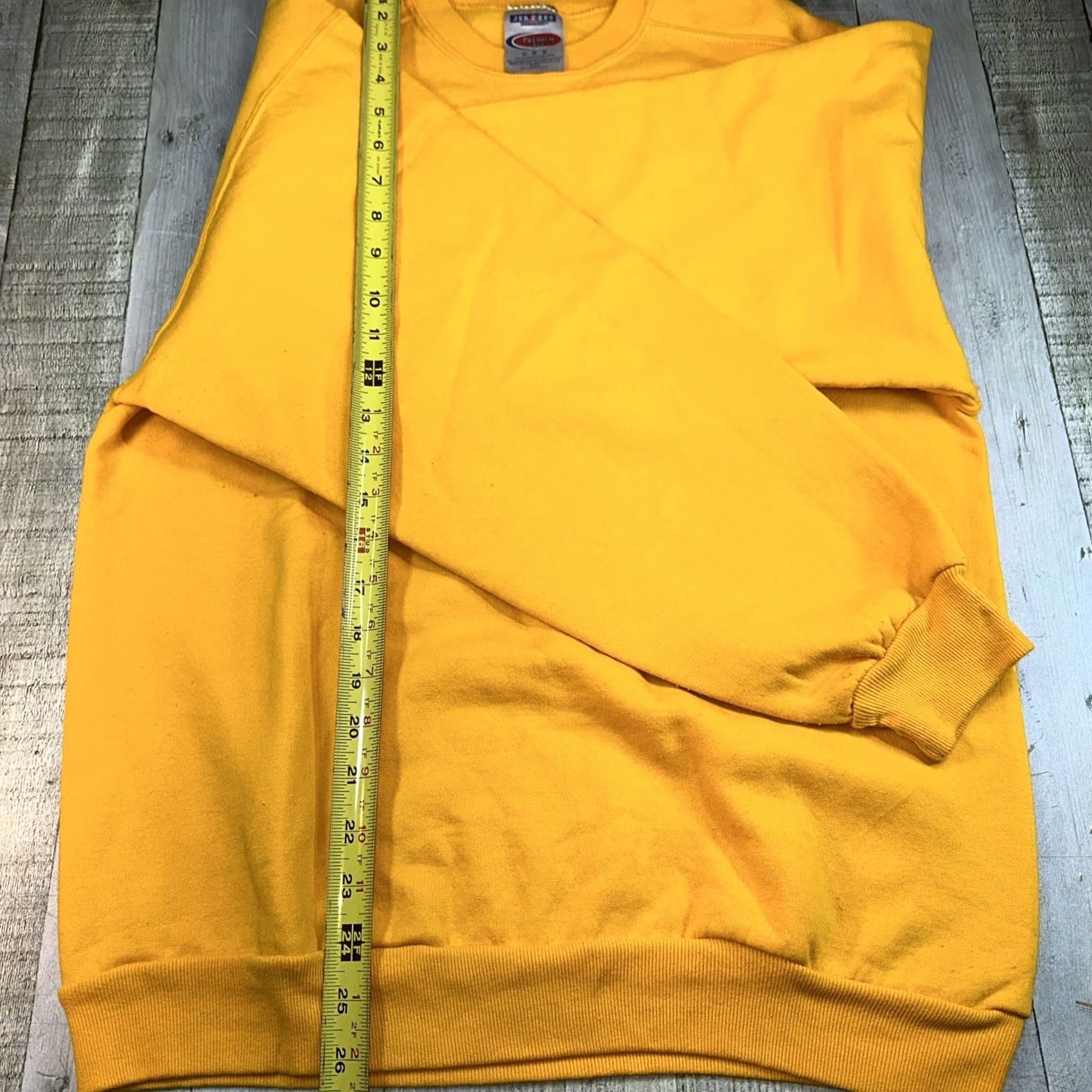 Jerzees VINTAGE Jerzees Men’s crewneck sweater Yellow M Medium Sportswear/Beach 1990s Mens Size US M / EU 48-50 / 2 - 5 Thumbnail