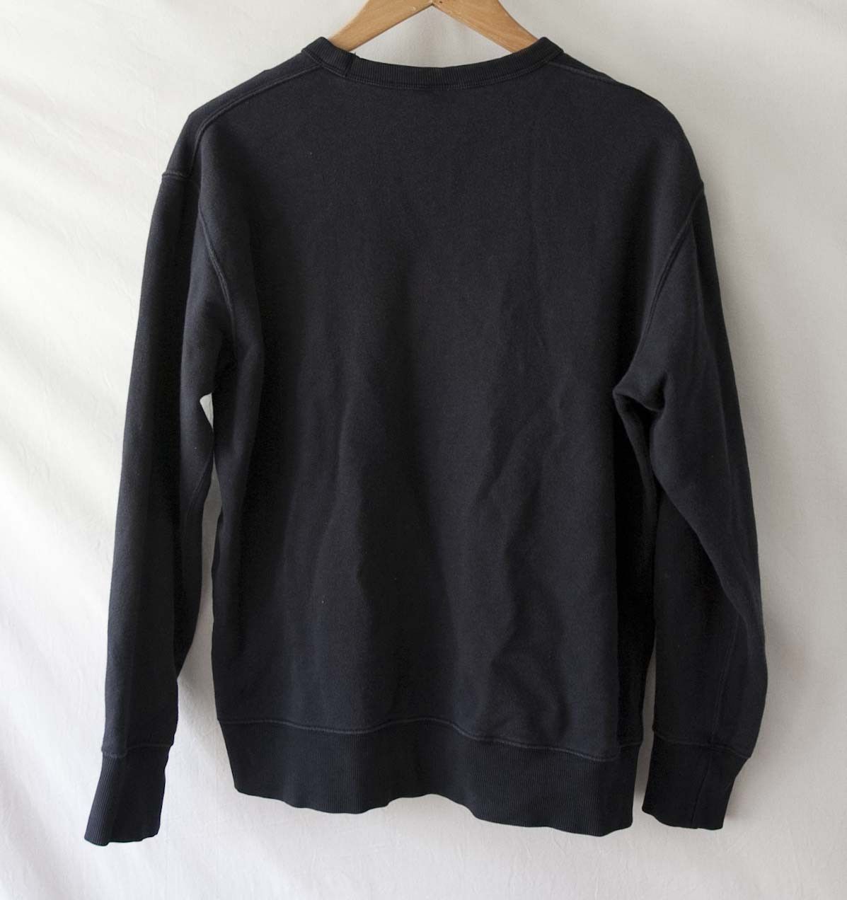 Uniqlo Uniqlo Ukiyoe Hiroshige Waves Sweatshirt Size S Size US S / EU 44-46 / 1 - 2 Thumbnail