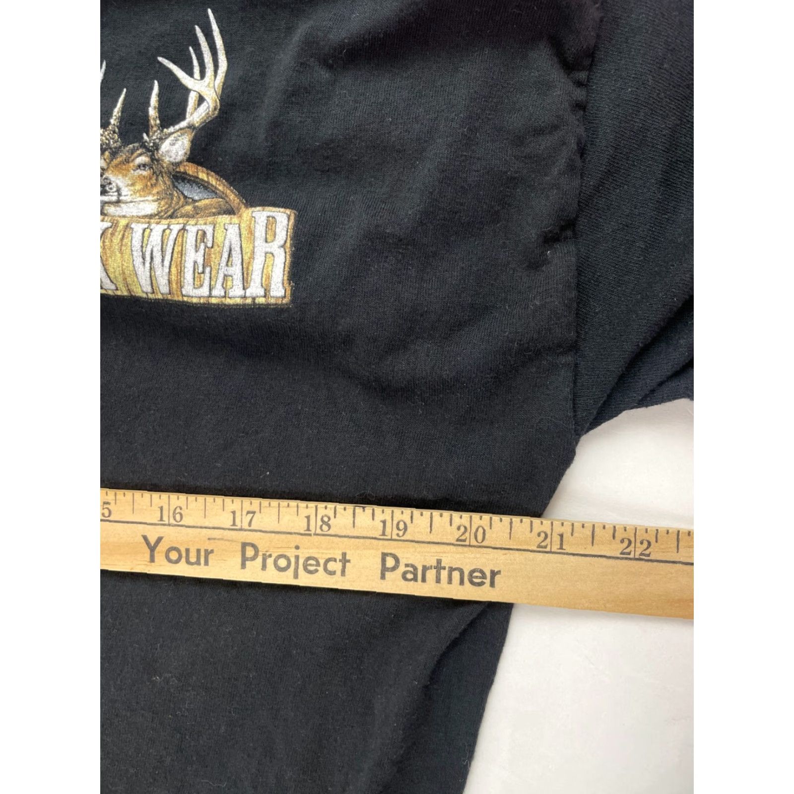 Delta Delta T-Shirt Men Size Large Black Short Sleeve I’ll go Hunting Deer Graphic shirt Mens L Black Deer Graphic Size US L / EU 52-54 / 3 - 5 Thumbnail