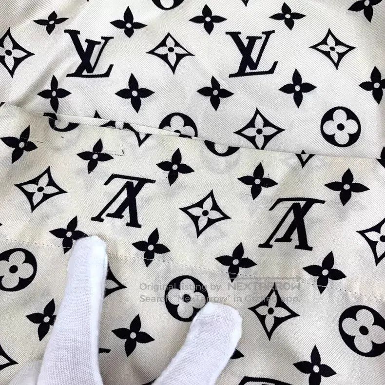 Louis Vuitton Louis Vuitton White logo presbyopic full print mulberry si Size US 36 / EU 52 - 9 Thumbnail