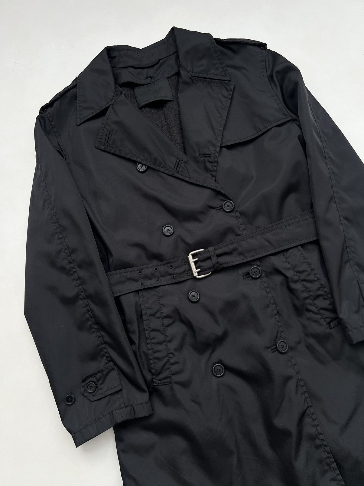 Prada 90s Prada ReNylon Double Breasted Black Trench Coat Size US M / EU 48-50 / 2 - 5 Thumbnail
