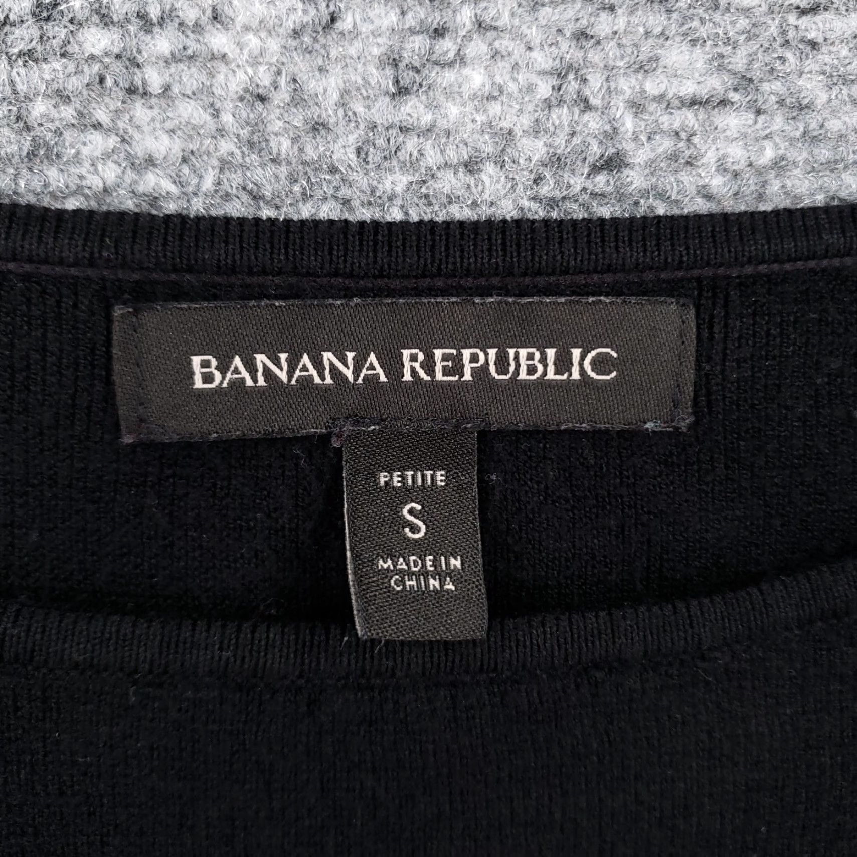 Banana Republic Banana Republic Sweater Womens S Small Petites Black Pullover Long Sleeve Knit Shirt Womens Size S / US 4 / IT 40 - 3 Thumbnail
