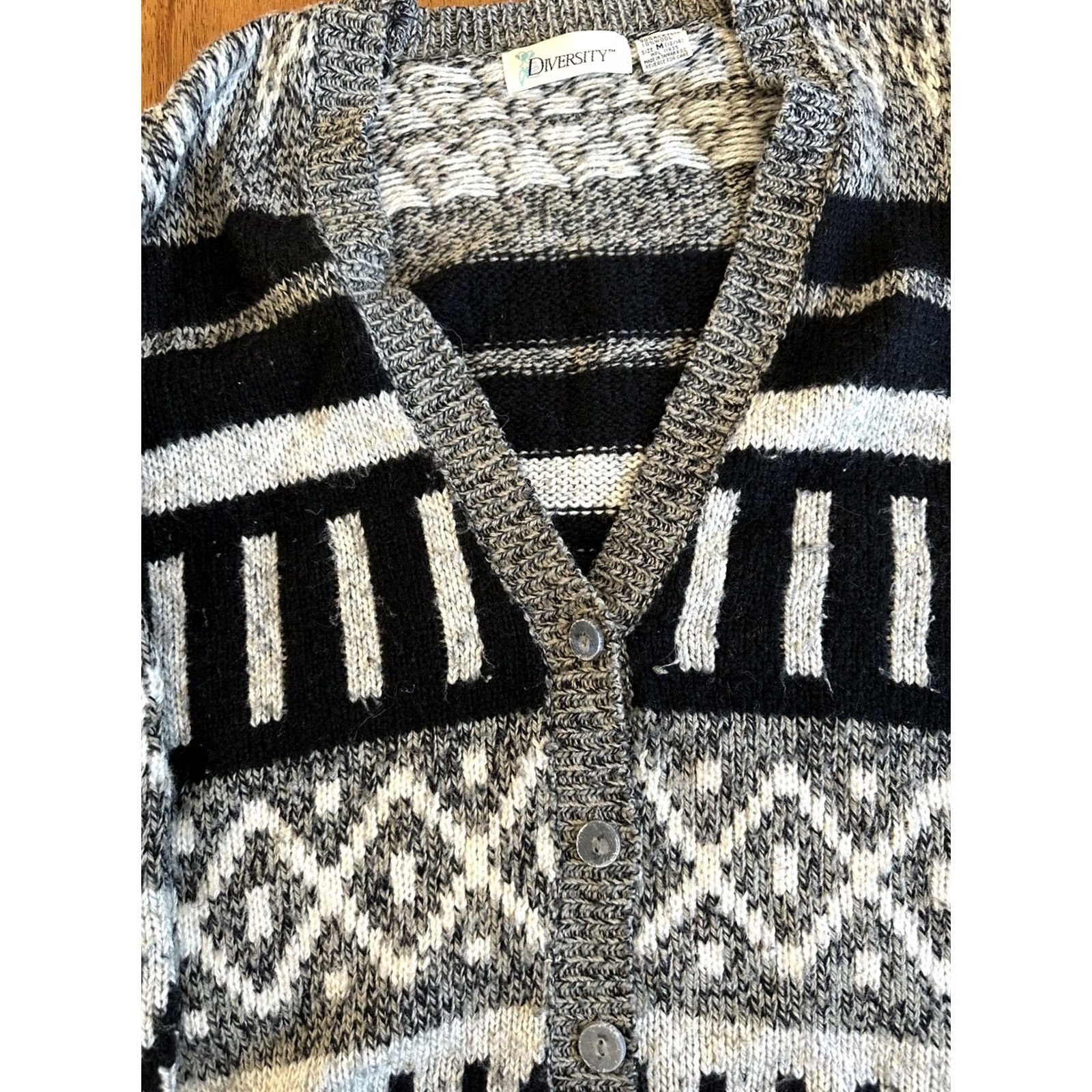Vintage VINTAGE Diversity Cardigan Sweater Wool Medium Women Size M / US 6-8 / IT 42-44 - 4 Thumbnail