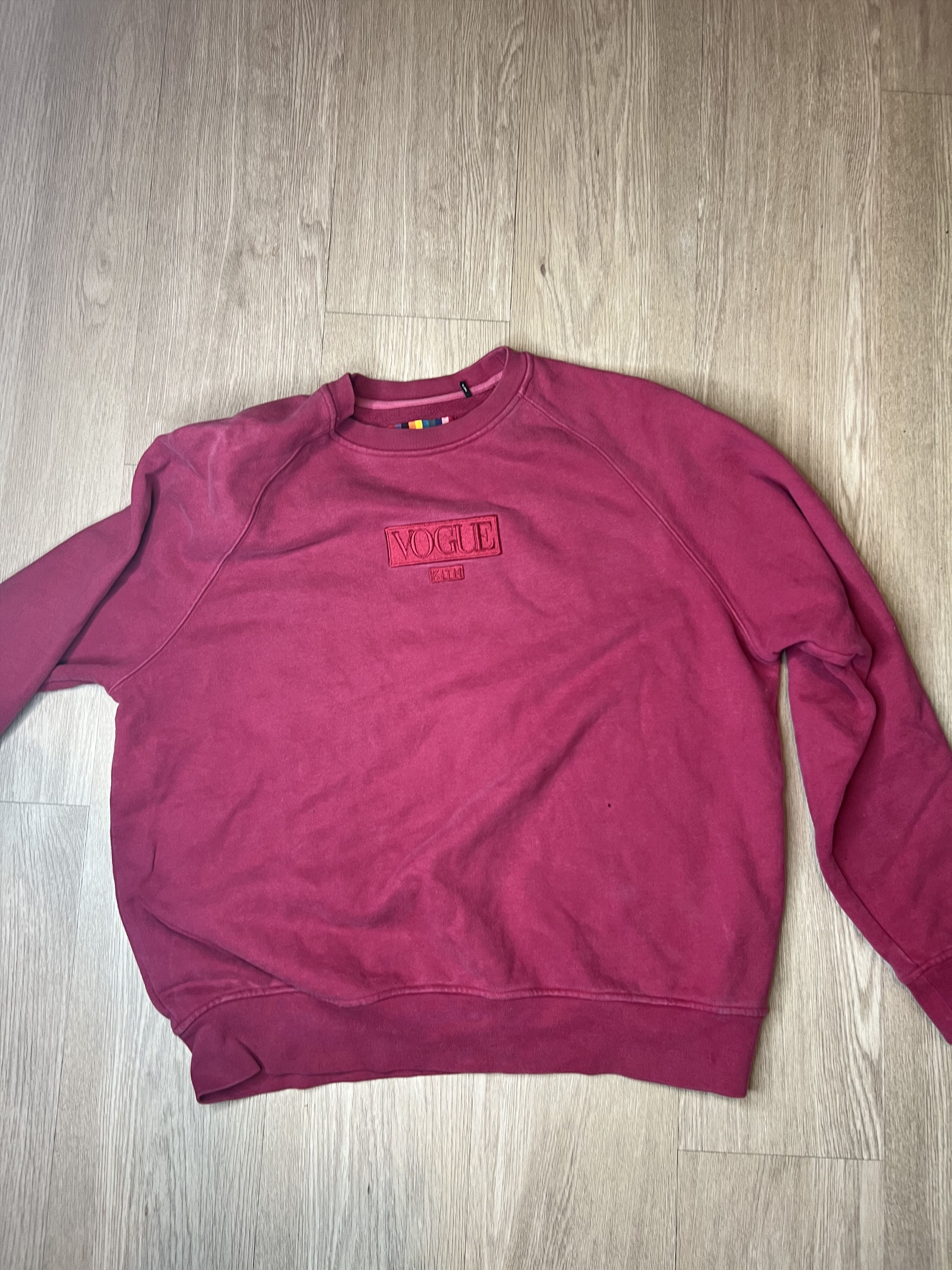 Kith × Vogue Kith x Vogue 125th Anniversary Crewneck, Pink Size US M / EU 48-50 / 2 - 6 Thumbnail