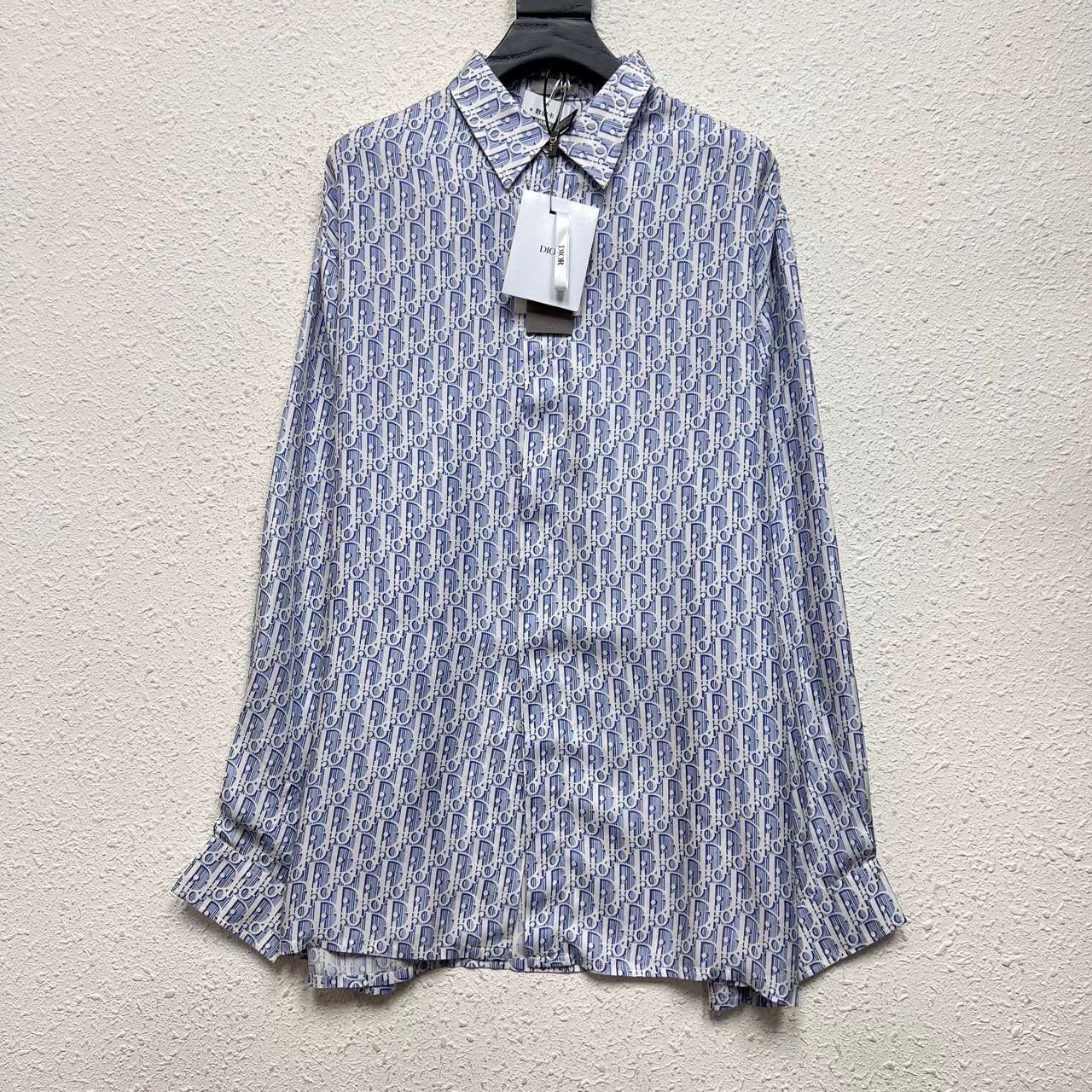 Dior dior logo silk shirt in new condition Size US M / EU 48-50 / 2 - 1 Thumbnail