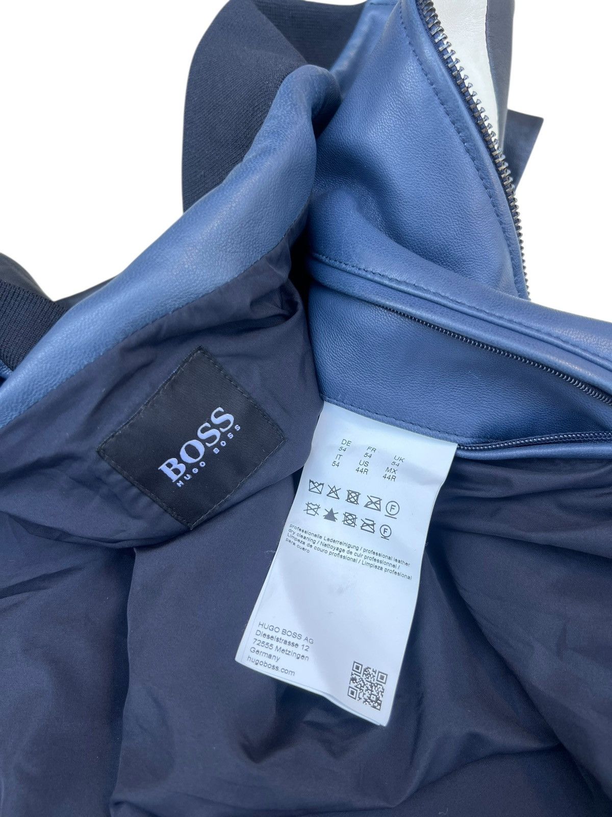 Hugo Boss Fall 2018 Hugo Boss Nappa Lamb Leather Bomber Jacket Size US L / EU 52-54 / 3 - 15 Thumbnail