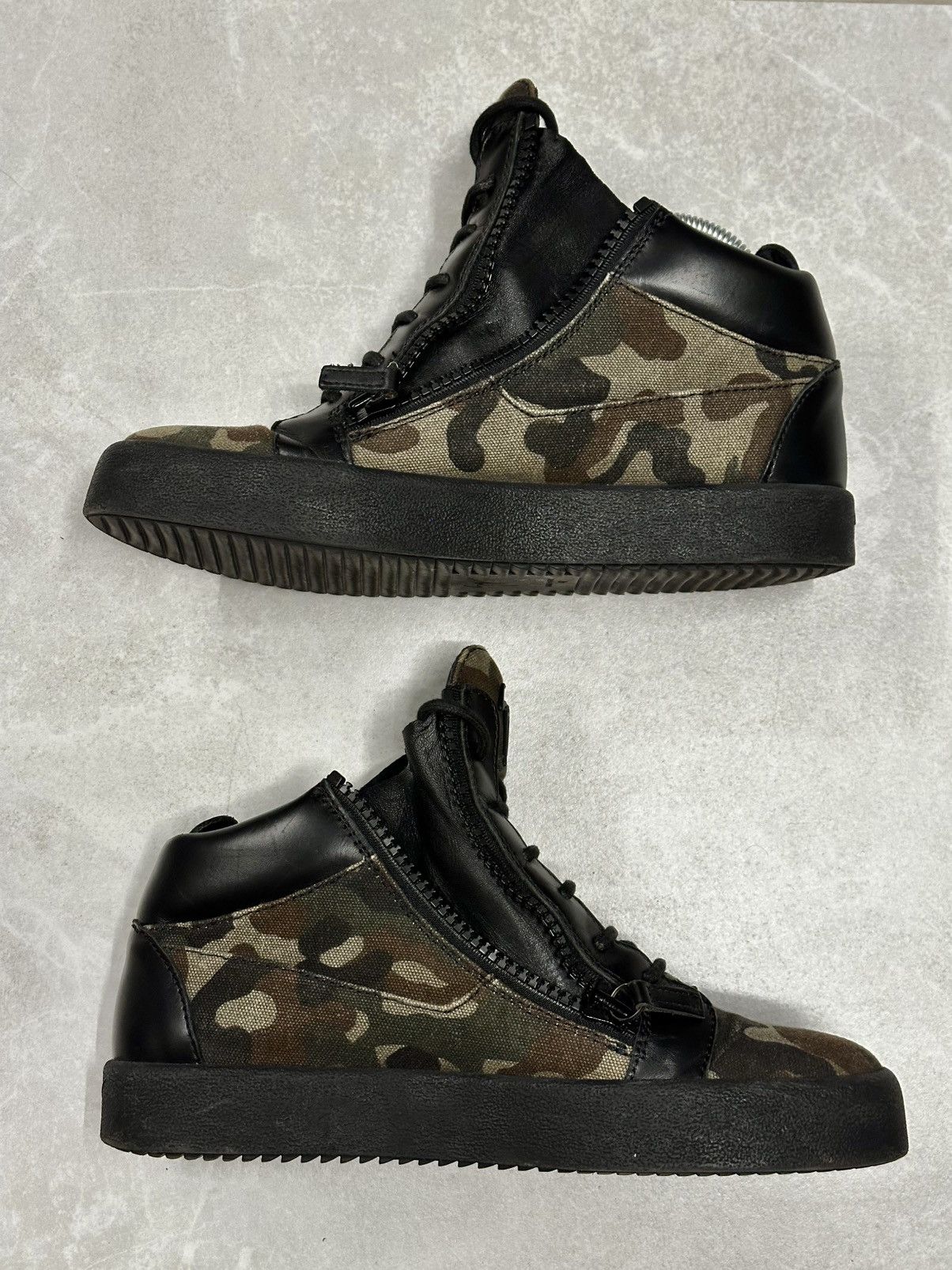 Giuseppe Zanotti Giuseppe Zanotti Kriss Camo + Black Zippers Sneaker 42 EU Size US 9 / EU 42 - 6 Thumbnail
