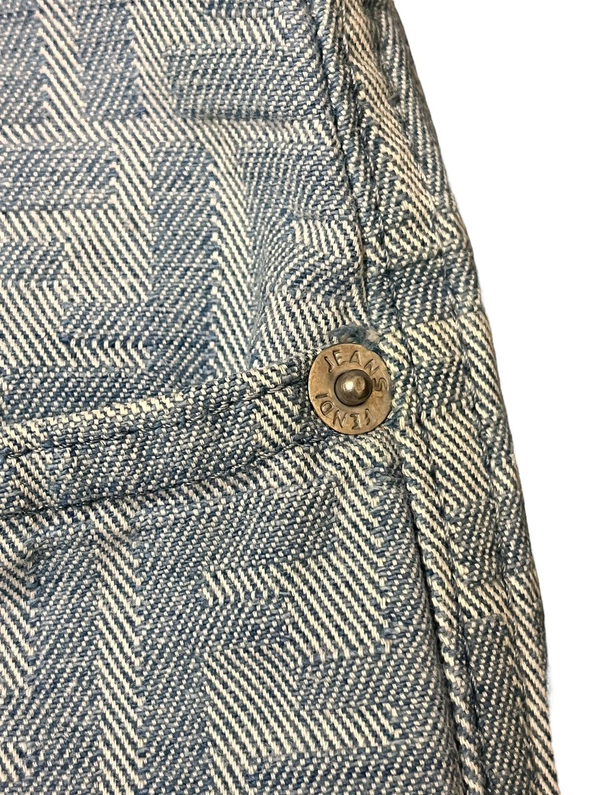 Fendi Vintage Fendi Monogram Jeans Size 25" / US 0 / IT 36 - 13 Thumbnail