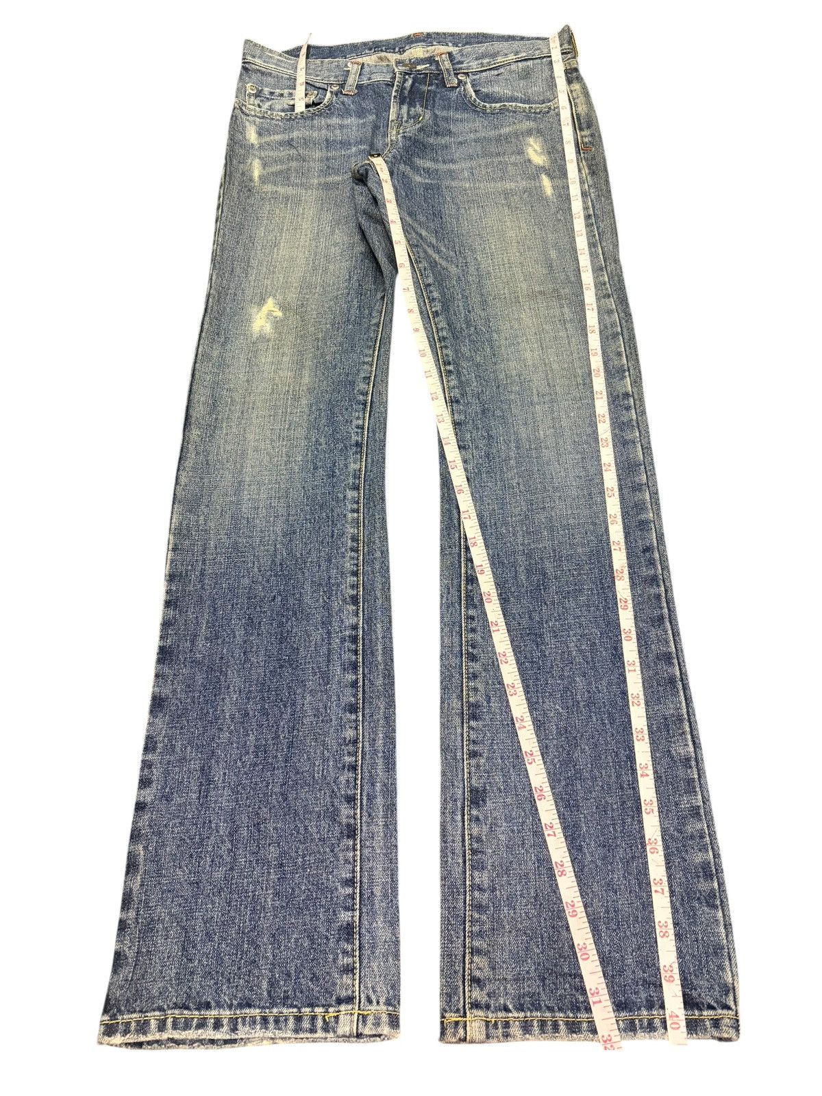 Uniqlo Vintage Uniqlo Faded Wash Distressed Jeans Size 30" / US 8 / IT 44 - 7 Thumbnail