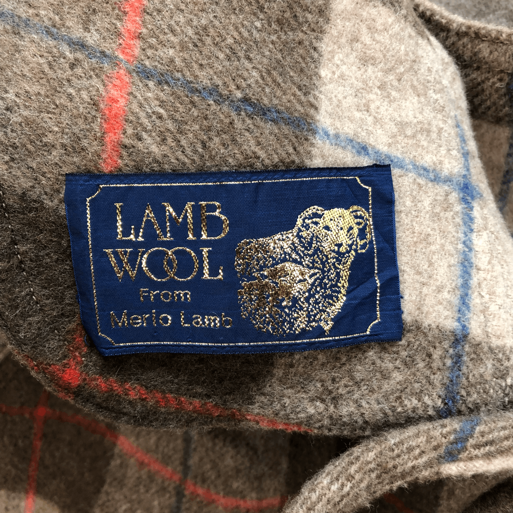 Vintage MARIO LAMB TARTAN REVERSIBLE WOOL SHAWL JACKET #6008-218 Size L / US 10 / IT 46 - 3 Thumbnail