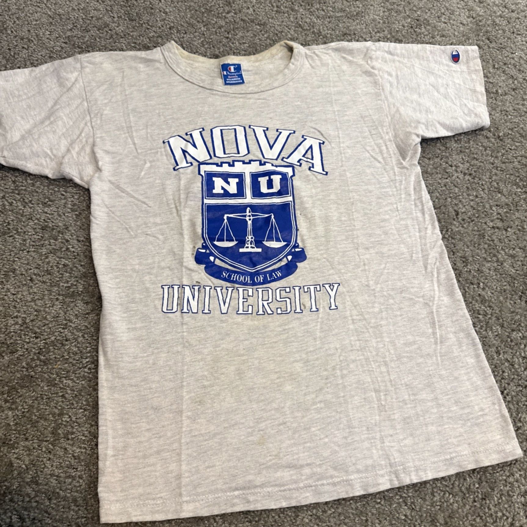Champion VINTAGE 90s Champion Nova University Law Gray Blue NCAA T-Shirt M Mens Size US M / EU 48-50 / 2 - 4 Thumbnail