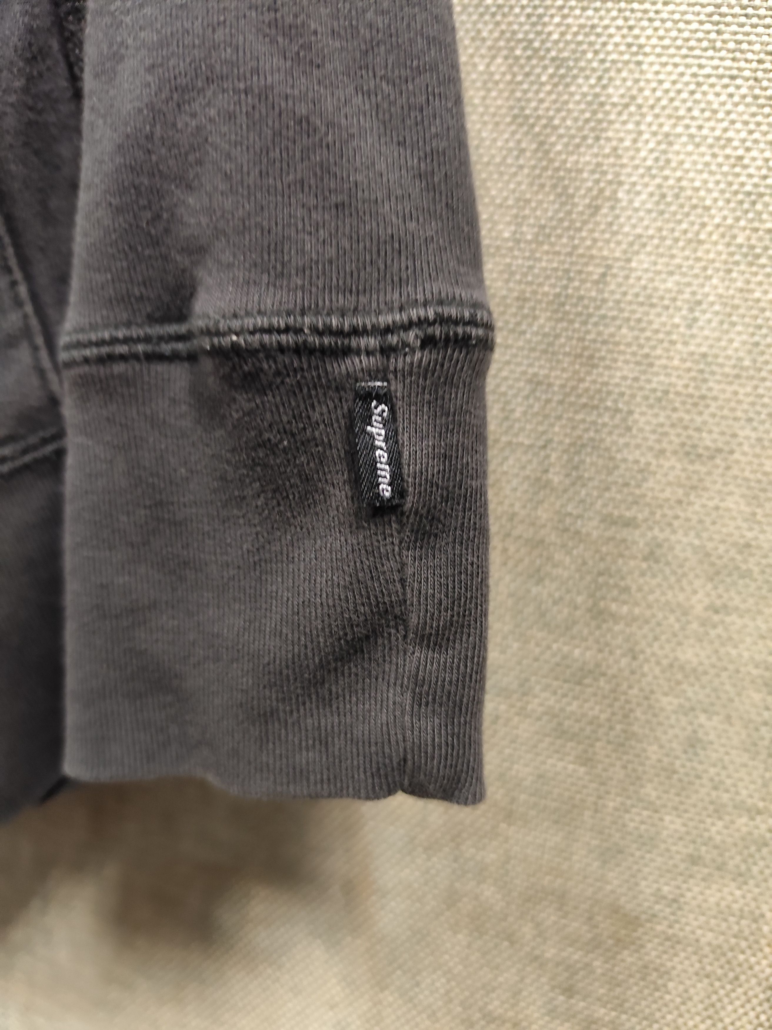 Kaws × Supreme Supreme Kaws box logo hoodie distressed Size US XL / EU 56 / 4 - 4 Thumbnail