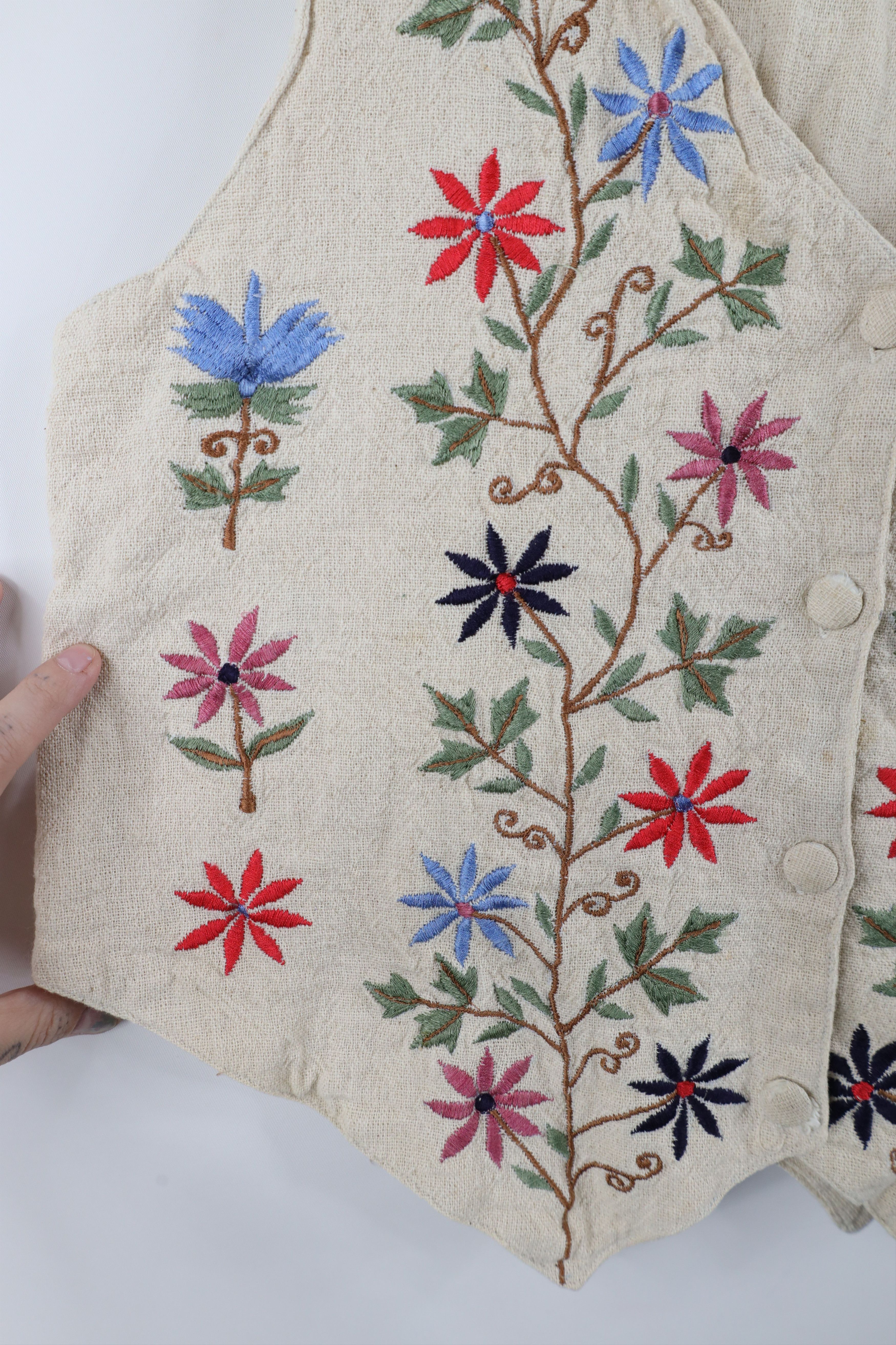 Vintage Vintage 90s Streetwear Embroidered Flower Button Vest Jacket Size M / US 6-8 / IT 42-44 - 4 Thumbnail